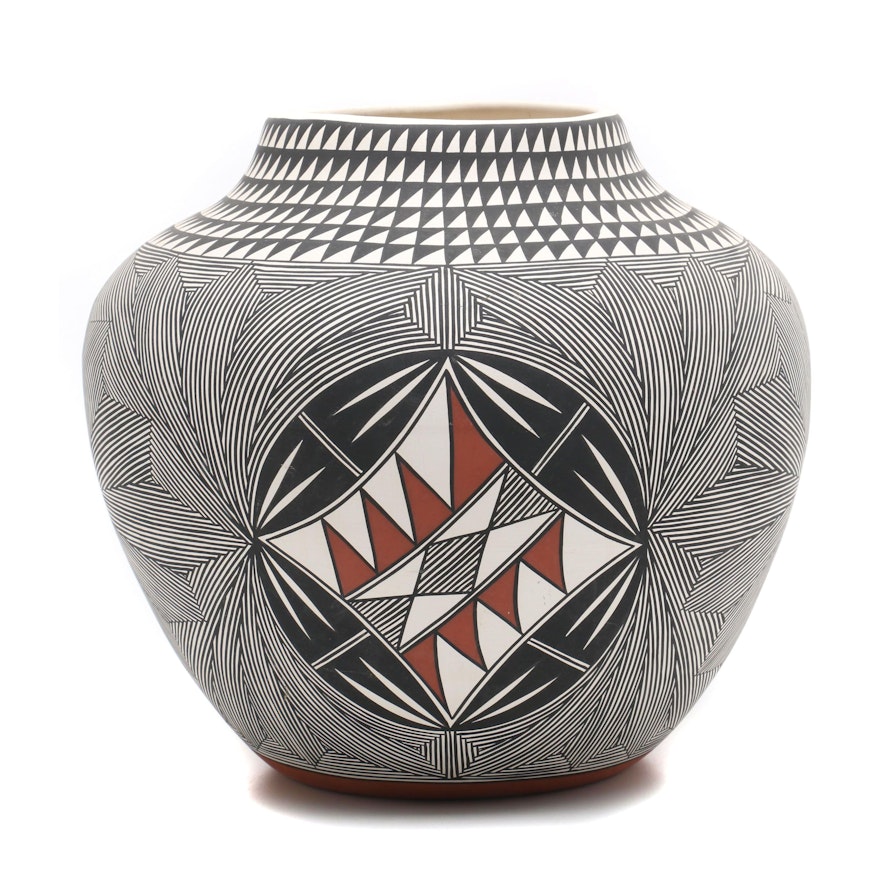 Terrance M. Chino, Sr. Acoma Hand-Painted Earthenware Seed Pot