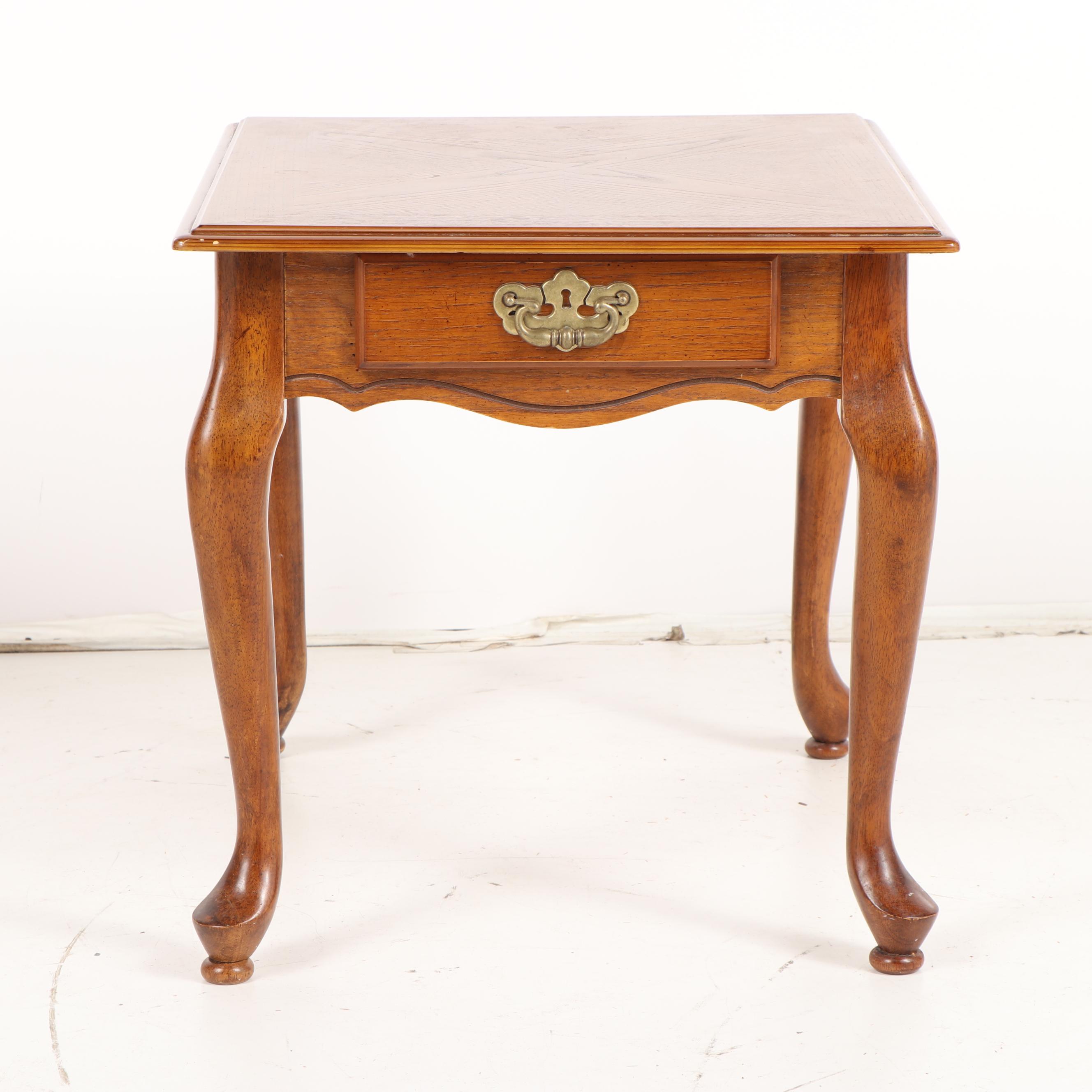 Queen Anne Style Oak End Table Pair, 20th Century