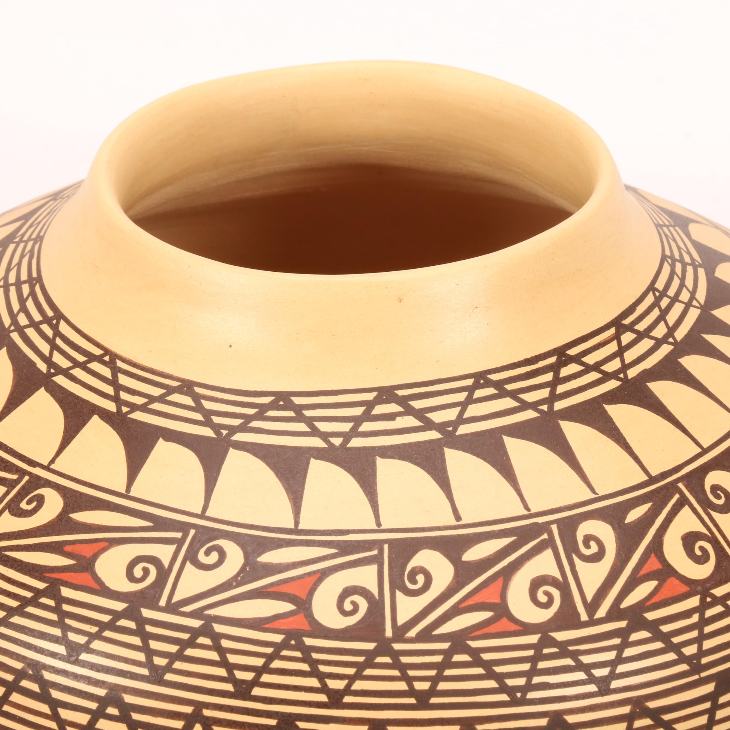 JoFern Silas Puffer Hopi Pueblo Polychrome Vase