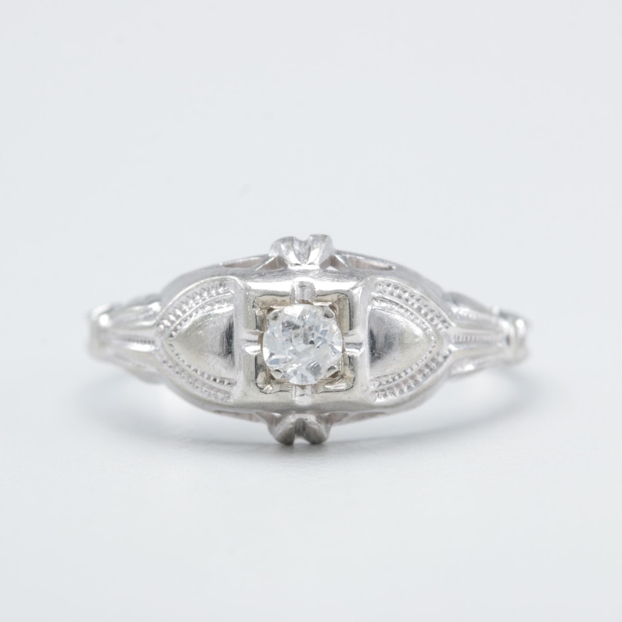 Circa 1930s 18K White Gold Diamond Ring