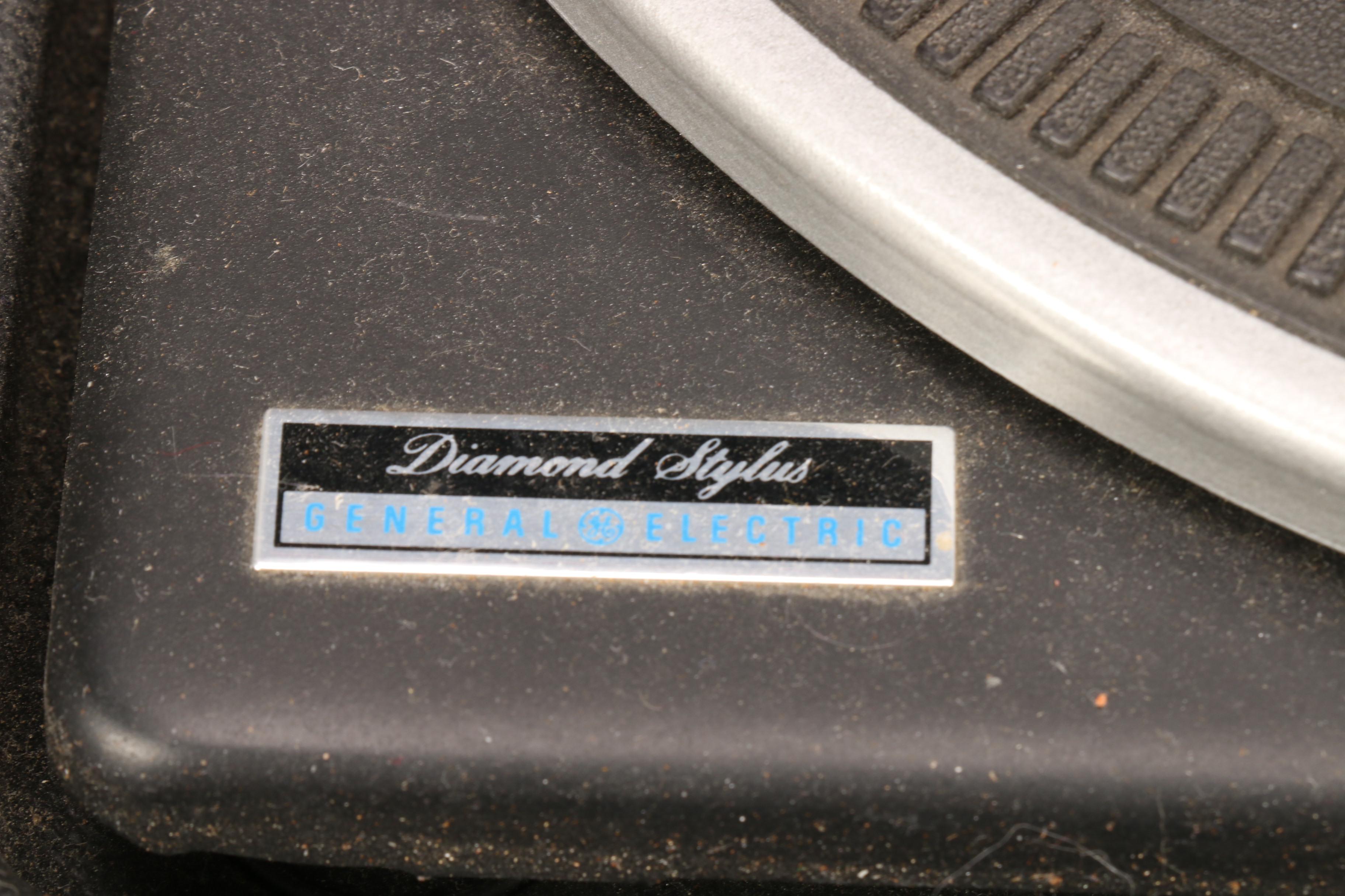 1960s GE Trimline 500 Portable Record Player