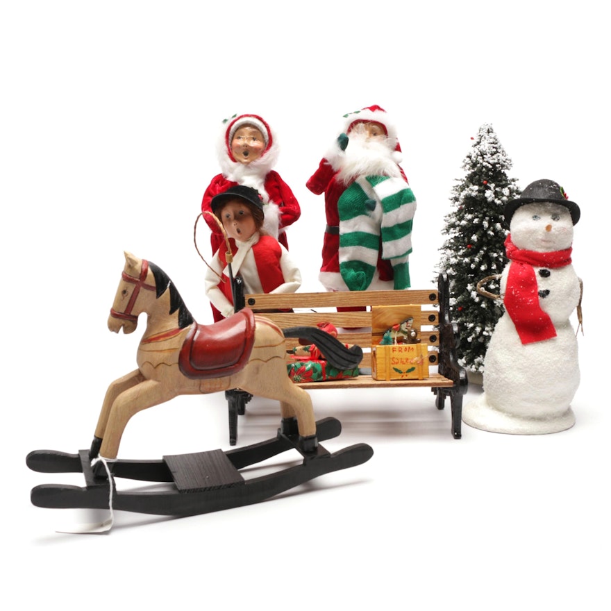 Contemporary Byer's Choice Christmas Figurines