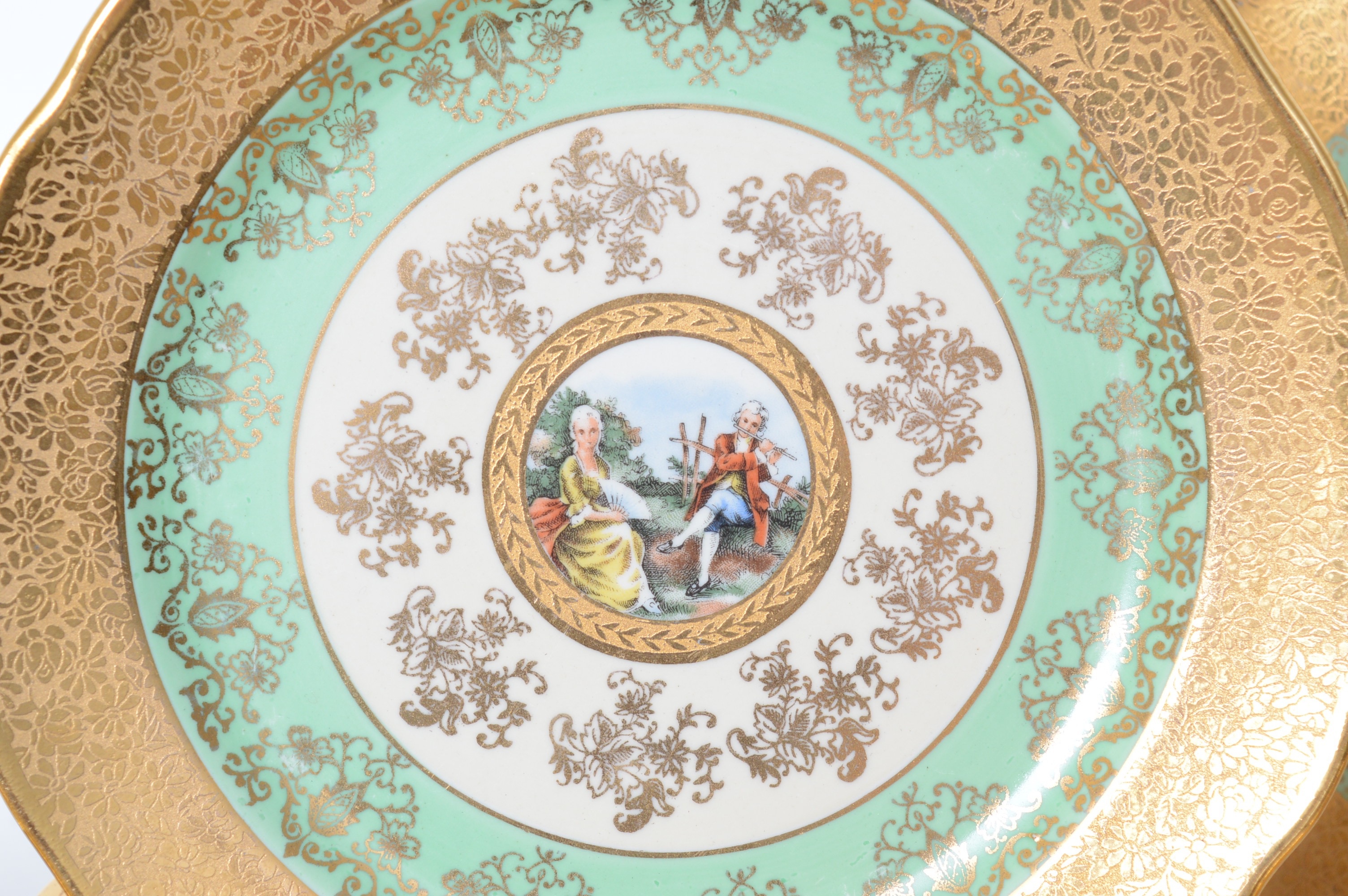 Le Mieux China Hand Decorated 24K Gold Accented China