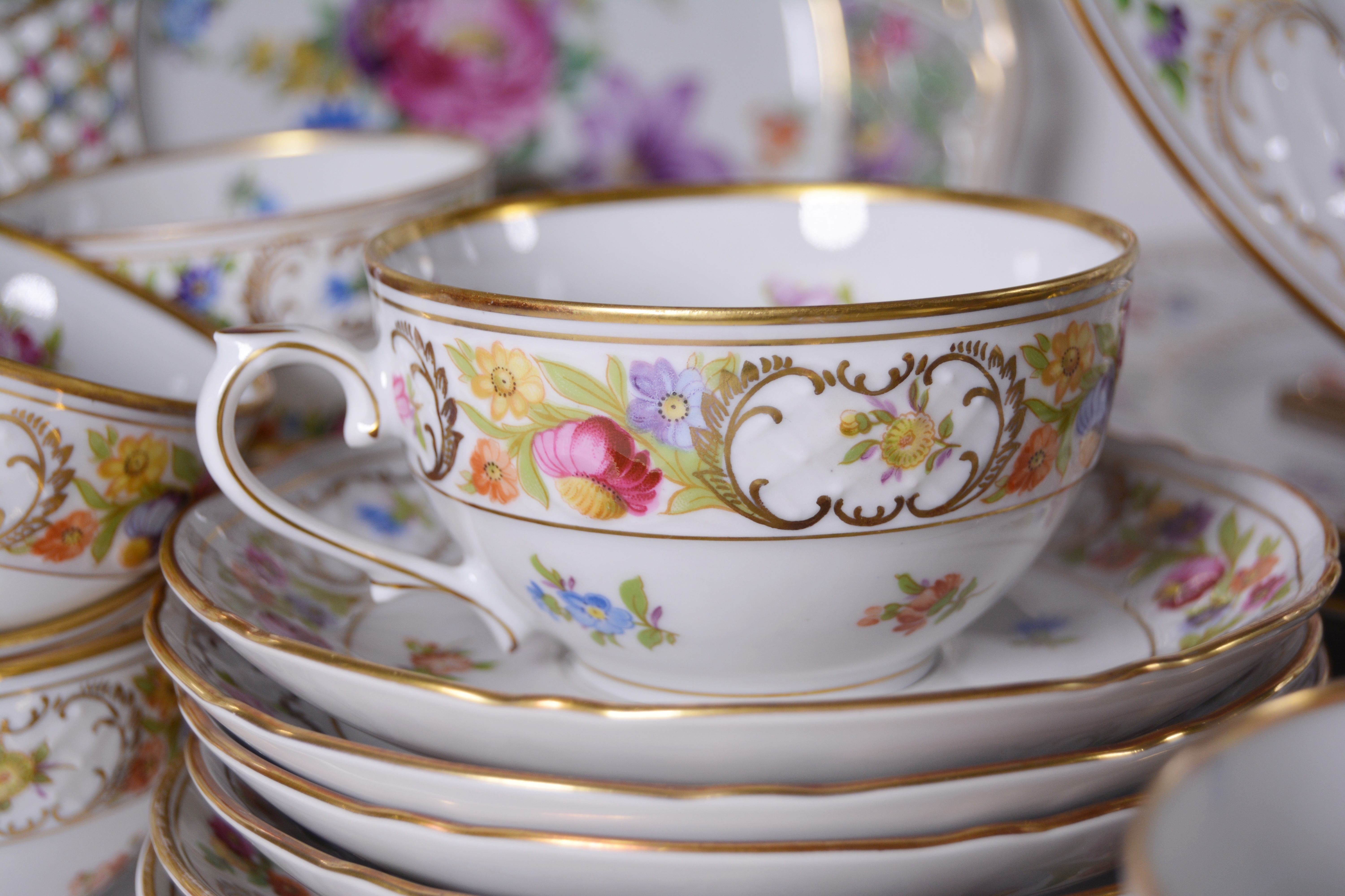 Schumann-Bavaria "Empress Dresden Flowers" China Dinnerware Set