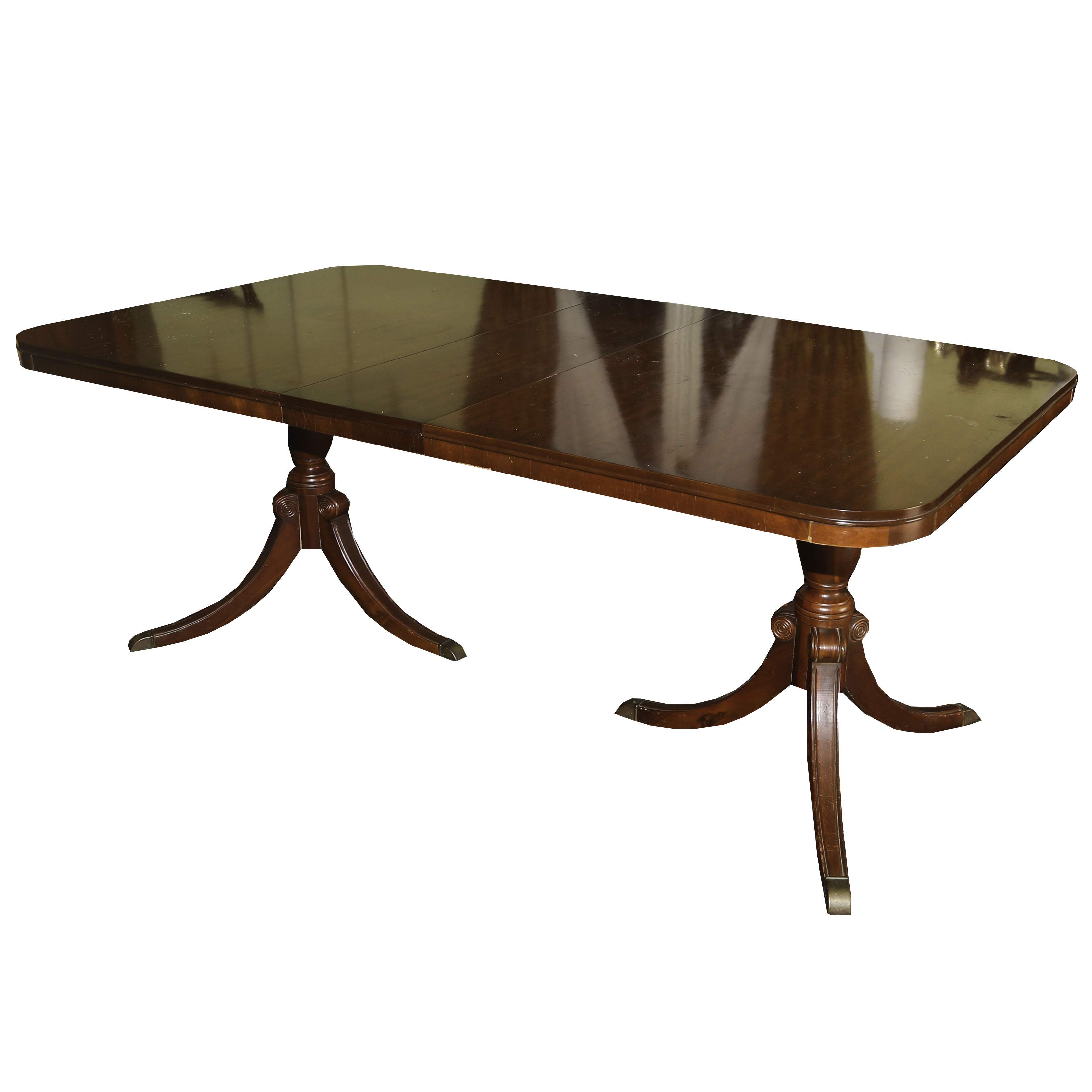 "New Hampton Court" Mahogany Dining Table by Drexel, 20th Century