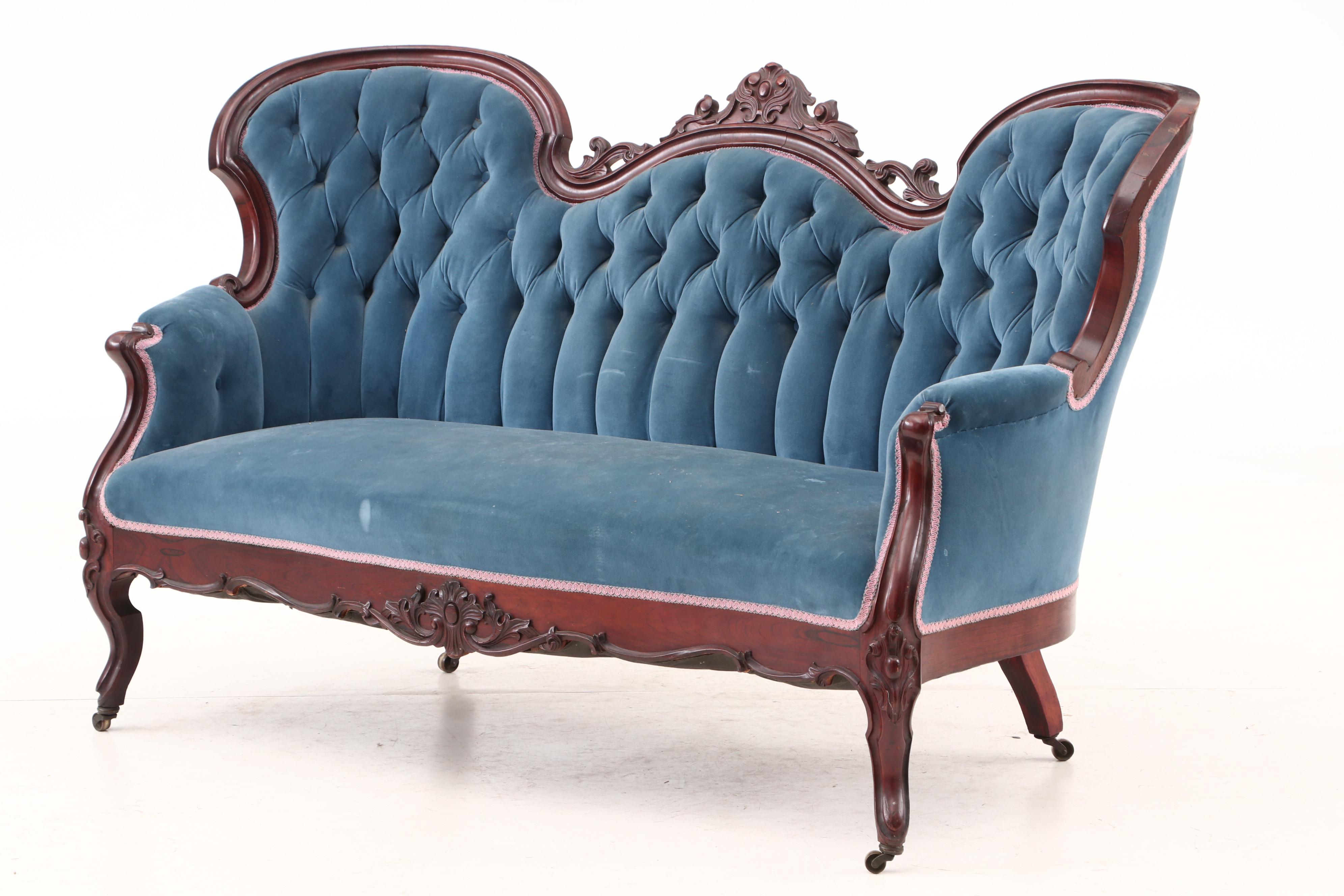 Victorian Rosewood Rococo Revival Settee, Circa 1880