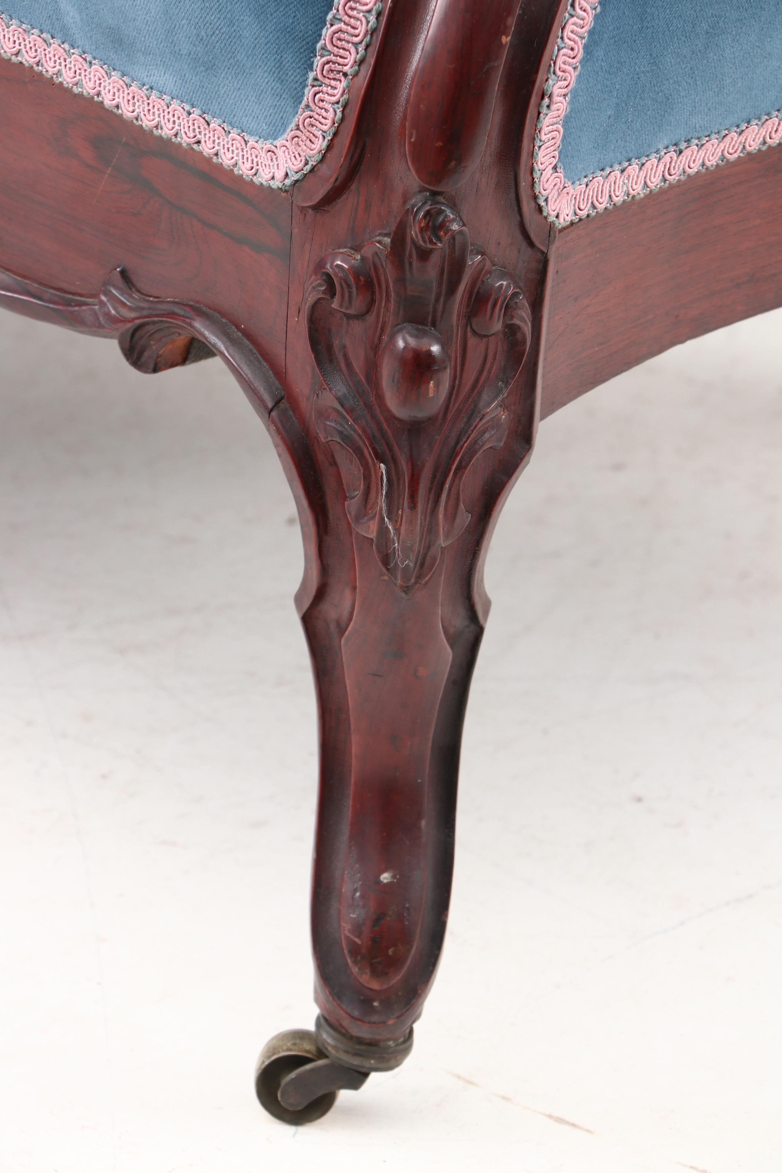 Victorian Rosewood Rococo Revival Settee, Circa 1880