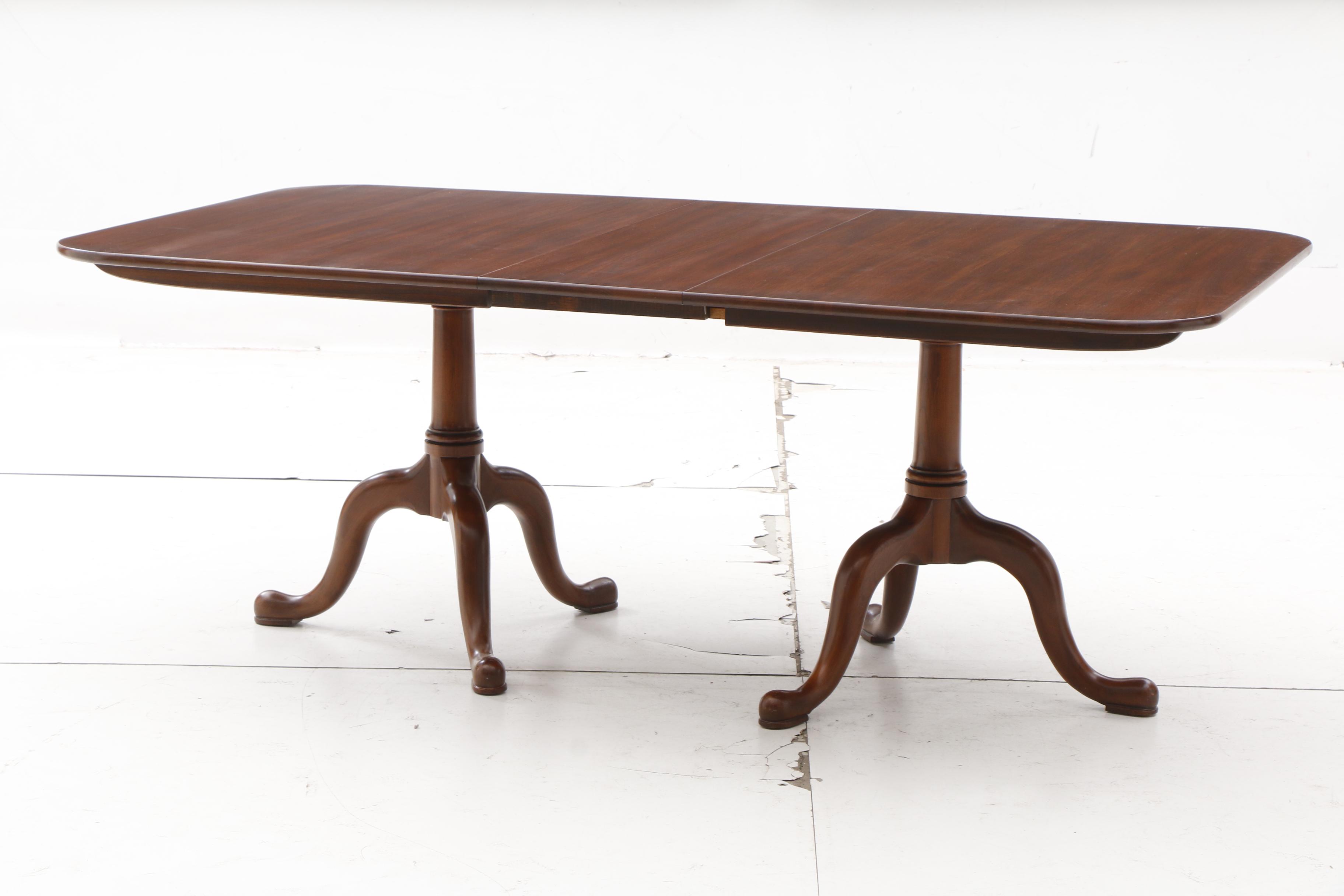 Henkel-Harris Manufactured Queen Anne Style Dining Set With Six Chairs