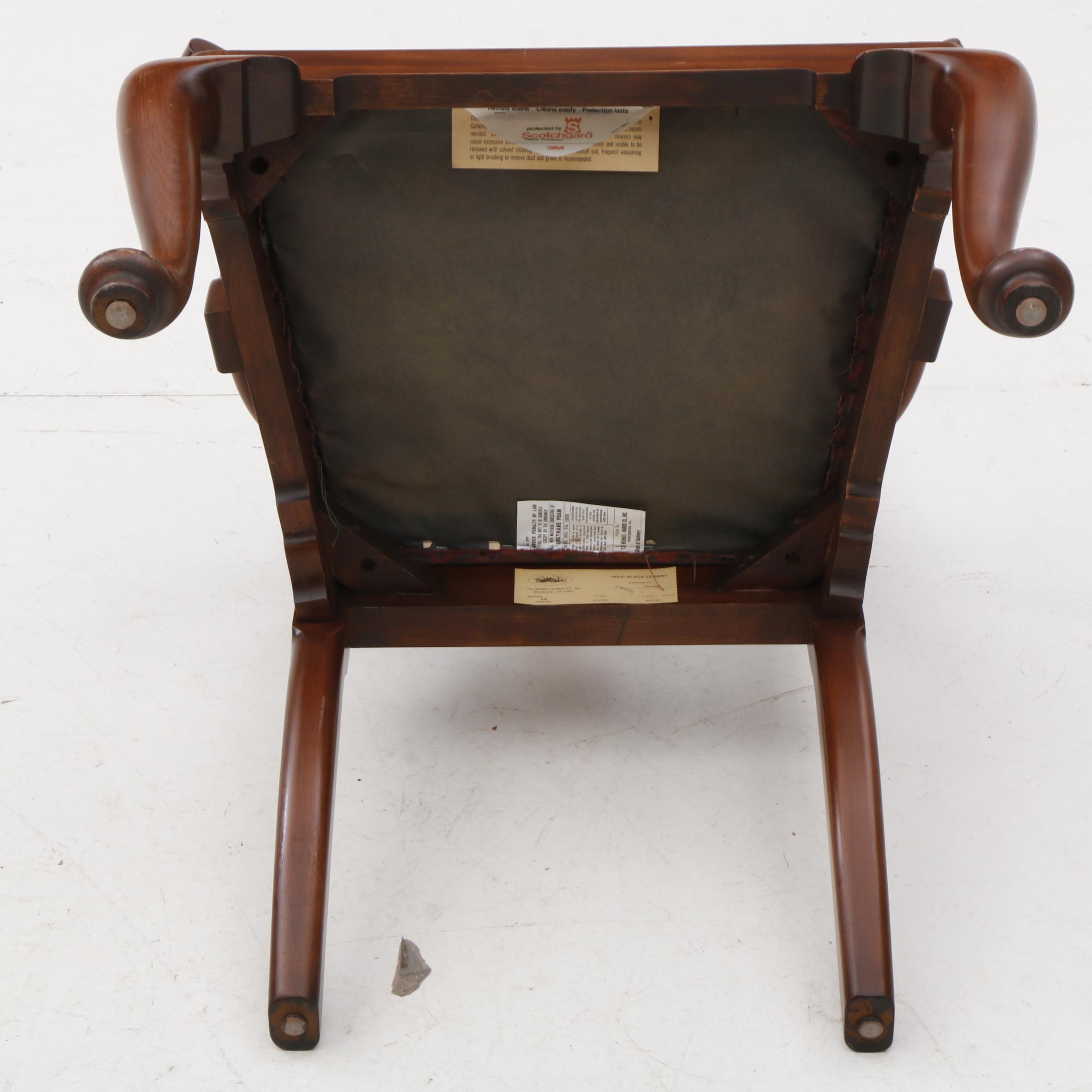 Henkel-Harris Manufactured Queen Anne Style Dining Set With Six Chairs