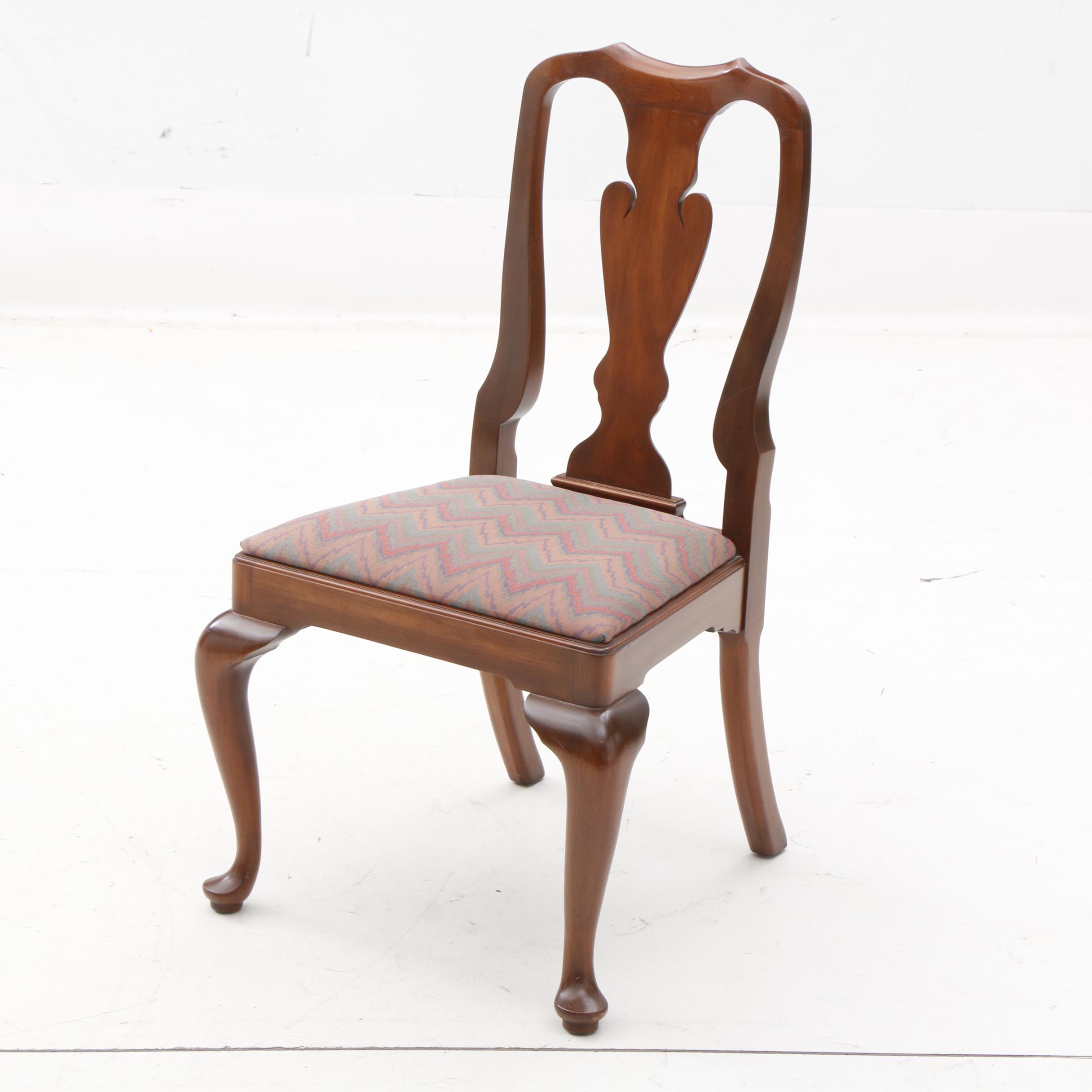 Henkel-Harris Manufactured Queen Anne Style Dining Set With Six Chairs