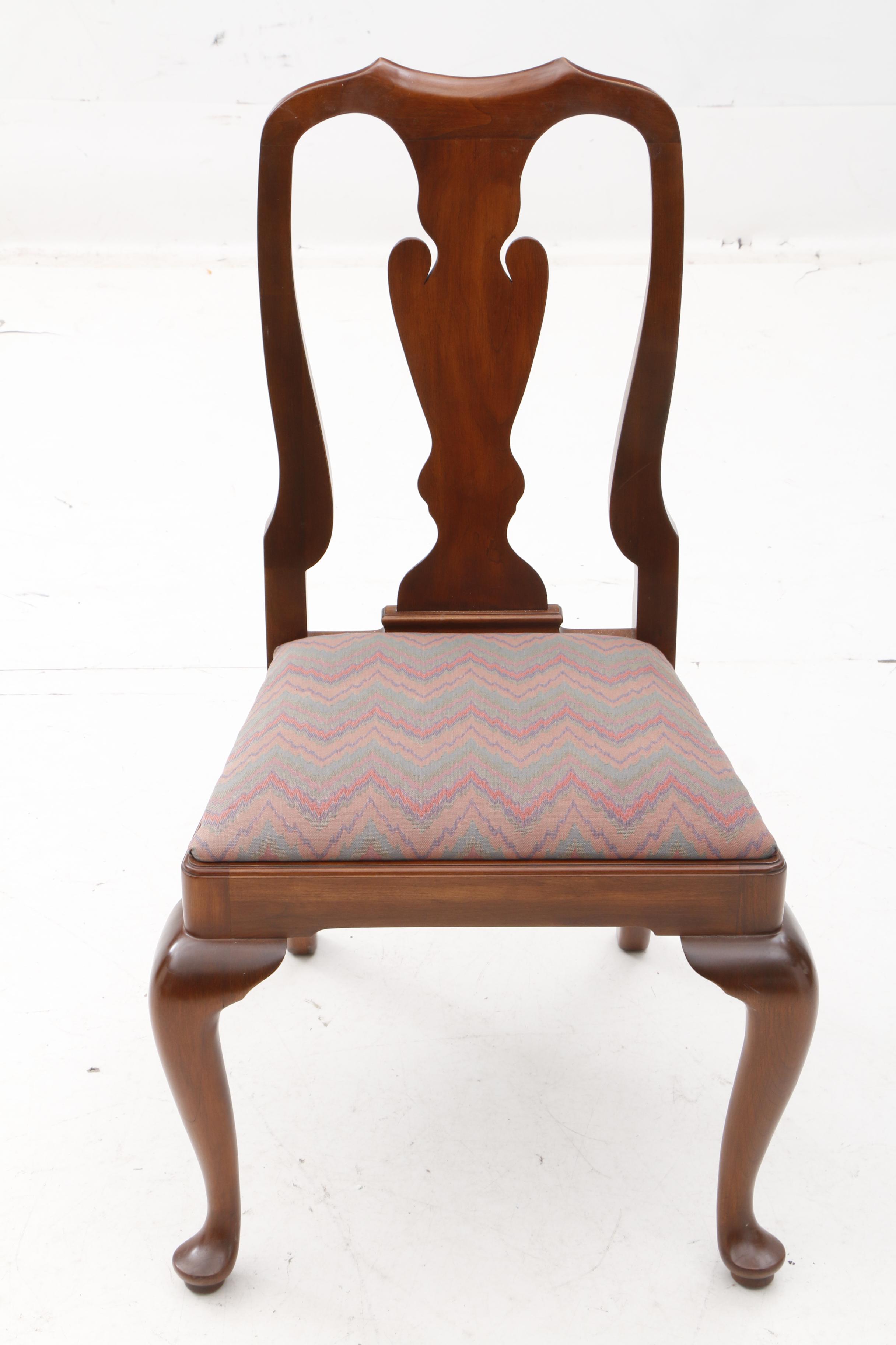 Henkel-Harris Manufactured Queen Anne Style Dining Set With Six Chairs