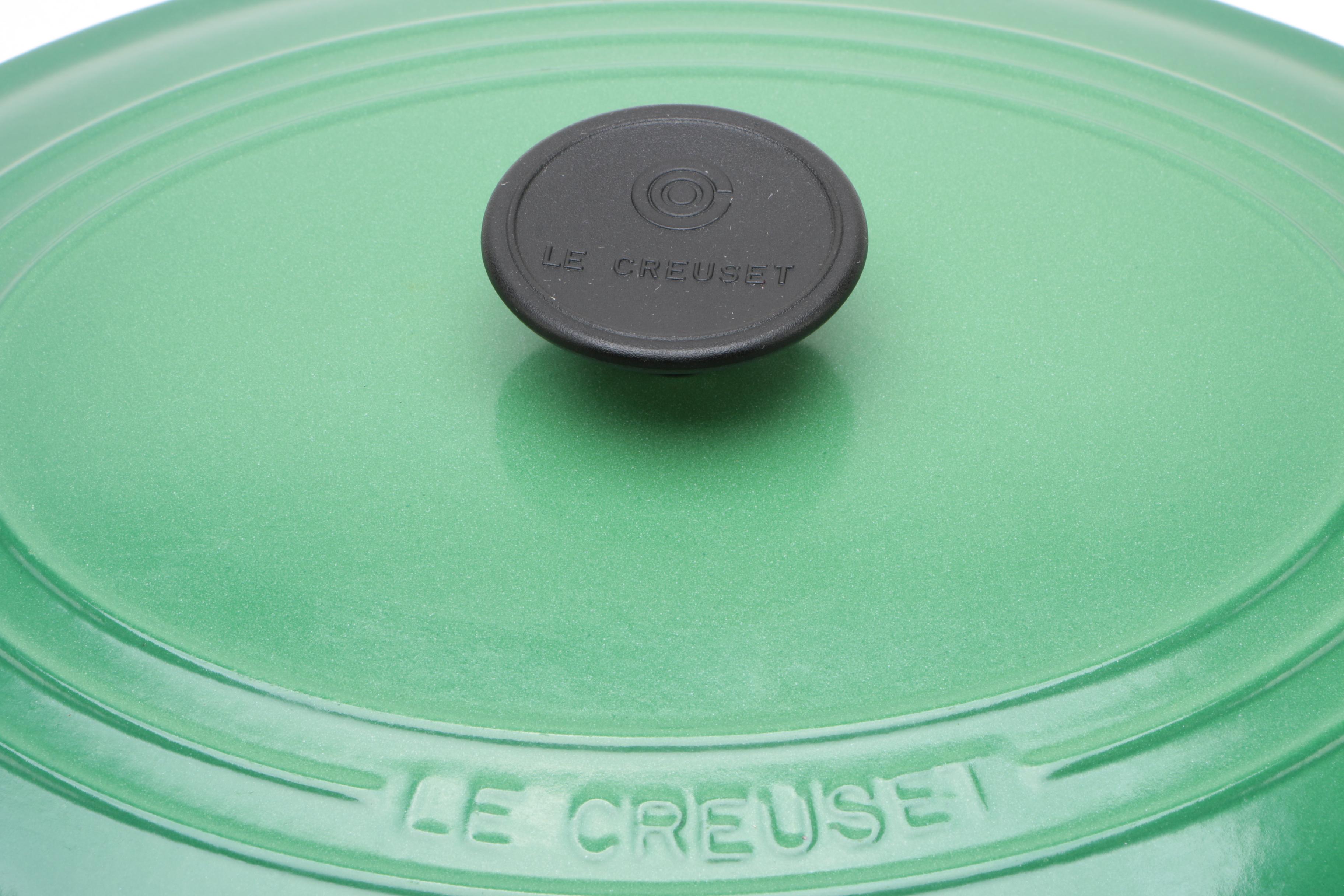 Le Creuset Enameled Cast Iron 6.75-Quart Oval Dutch Oven in Fennel Green
