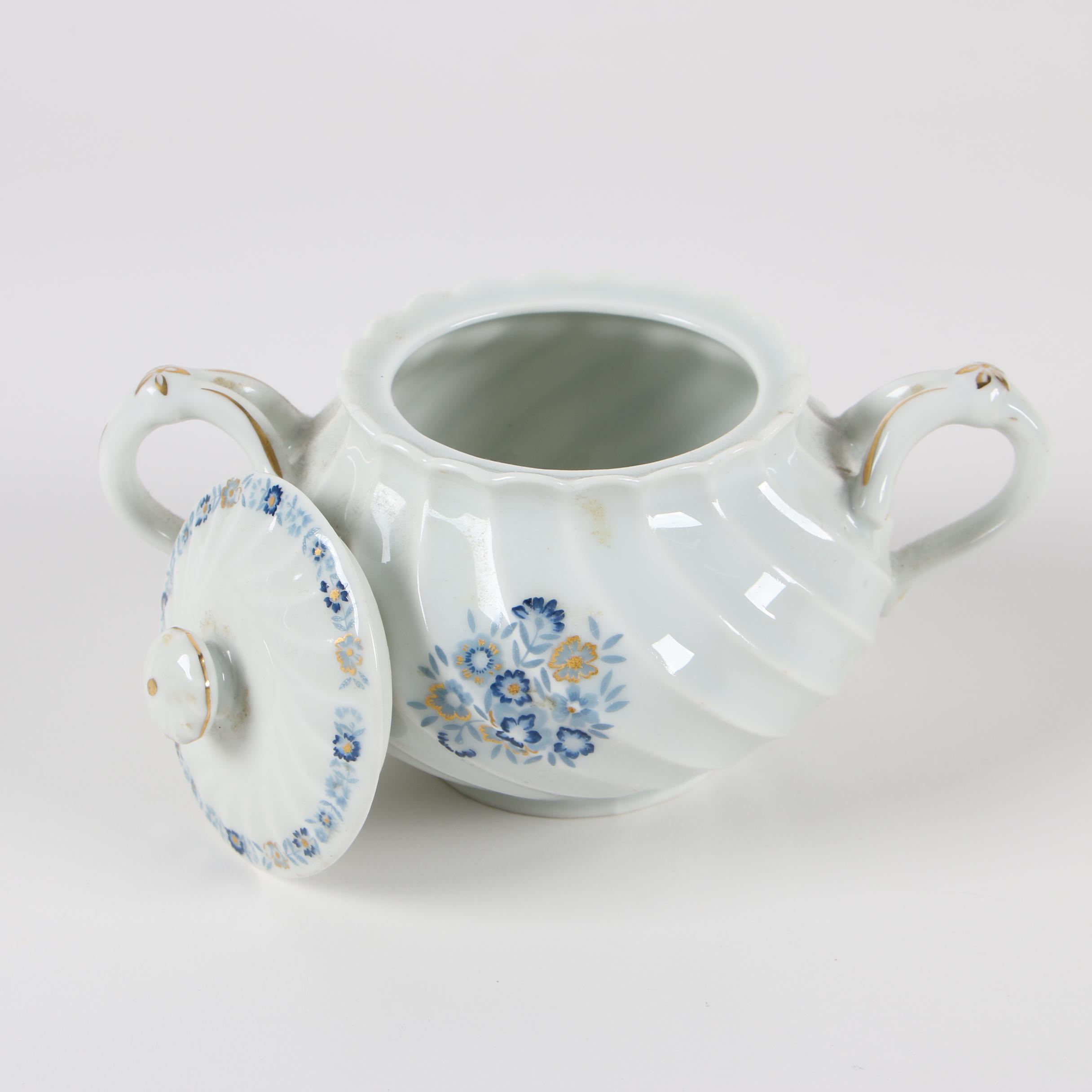 Haviland "Fontenay" Porcelain Dinnerware, Early 1970s