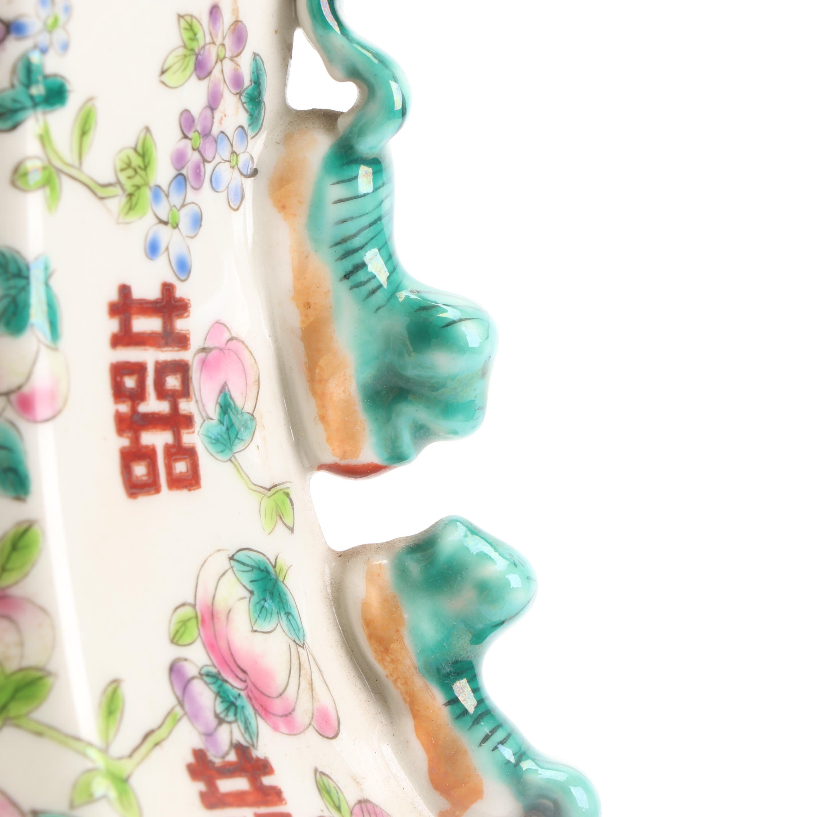 Chinese Hand Decorated Ceramic Table Lamp Featuring Guardian Lions