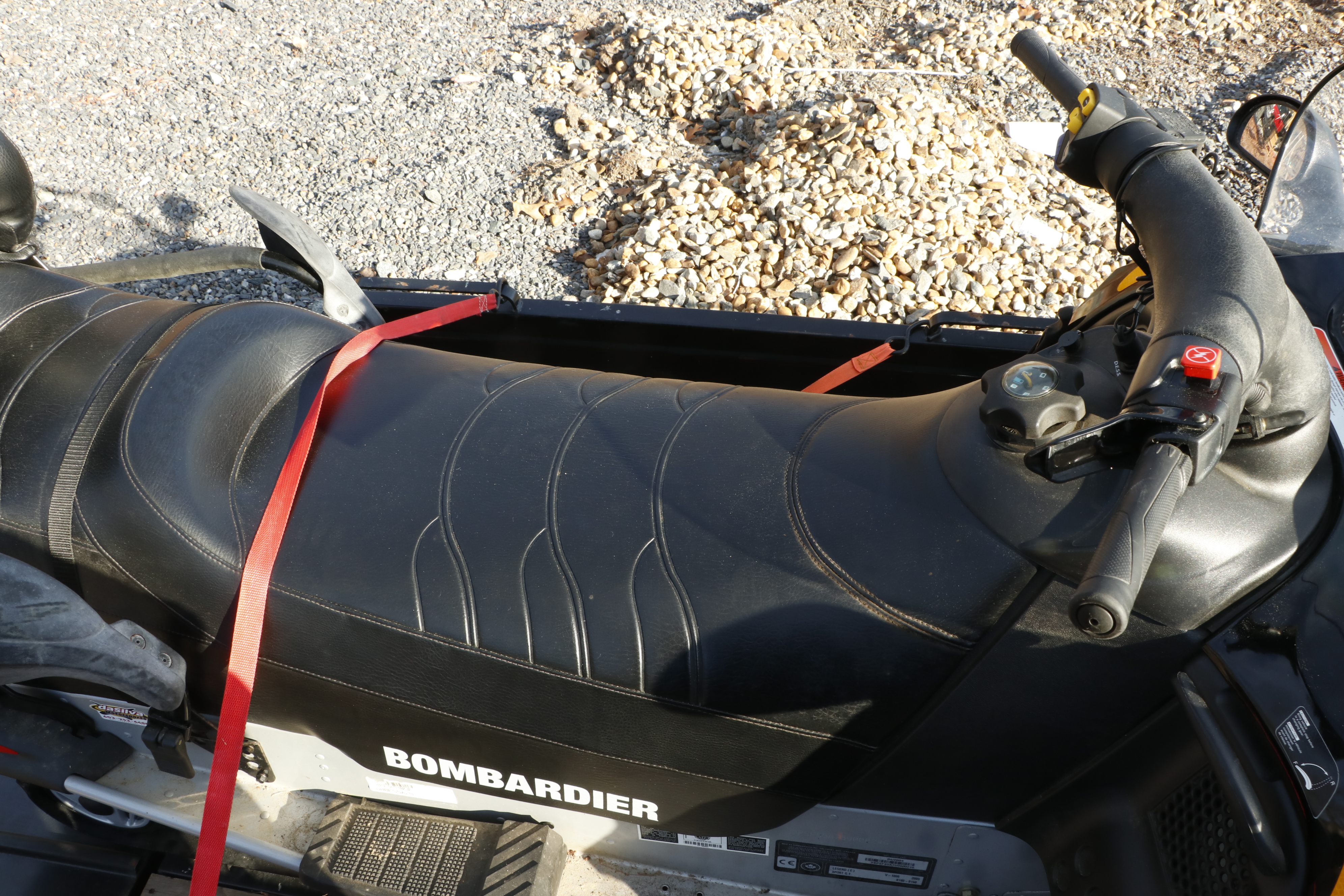 2004 Ski-Doo Legend Sport GT V1000 Snowmobile and Snowbear Utility Trailer