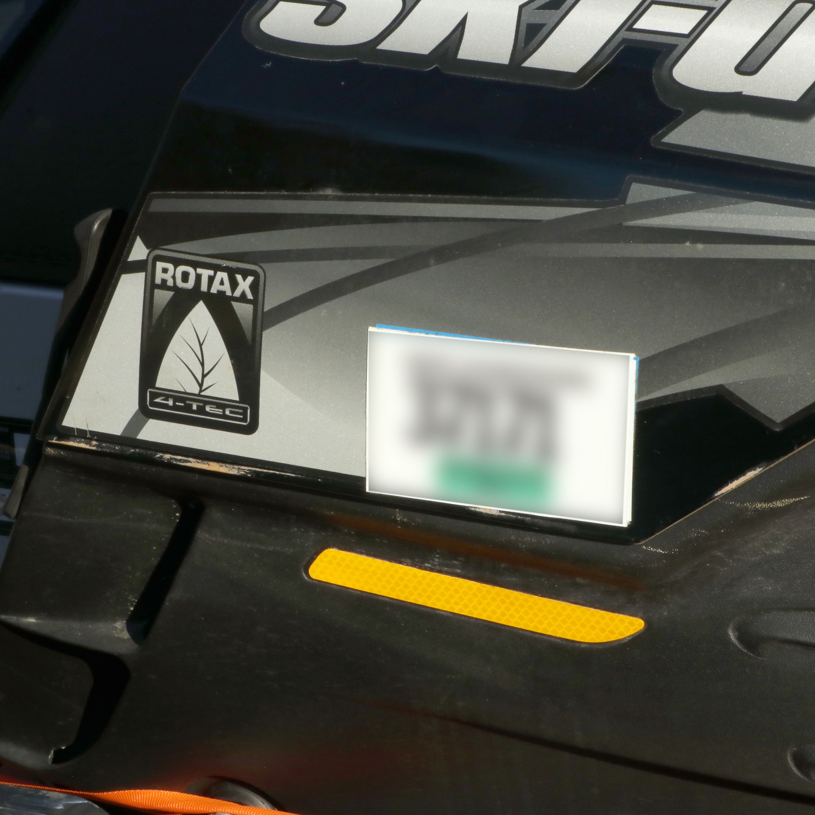 2004 Ski-Doo Legend Sport GT V1000 Snowmobile and Snowbear Utility Trailer