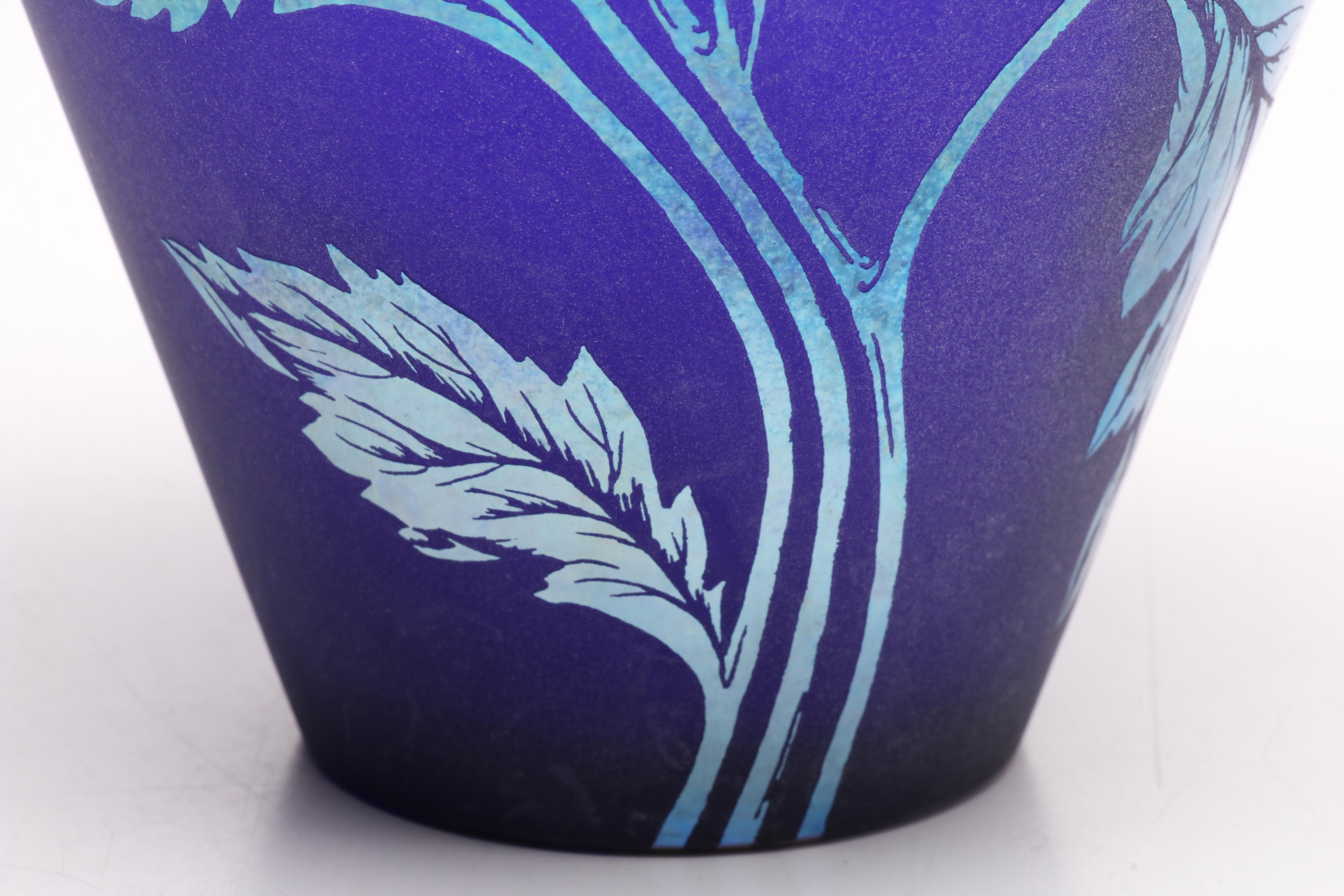 Limited Edition Fenton Favrene Daisy Vase Designed by Martha Reynolds