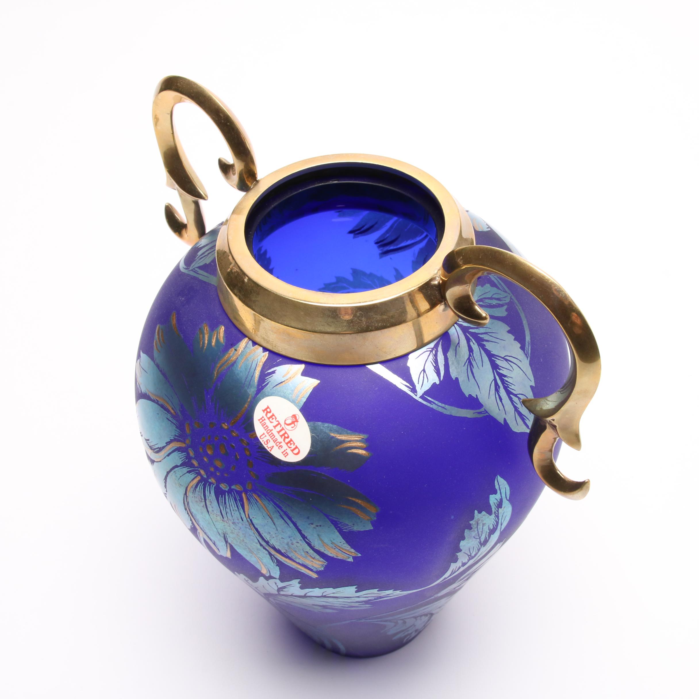 Limited Edition Fenton Favrene Daisy Vase Designed by Martha Reynolds