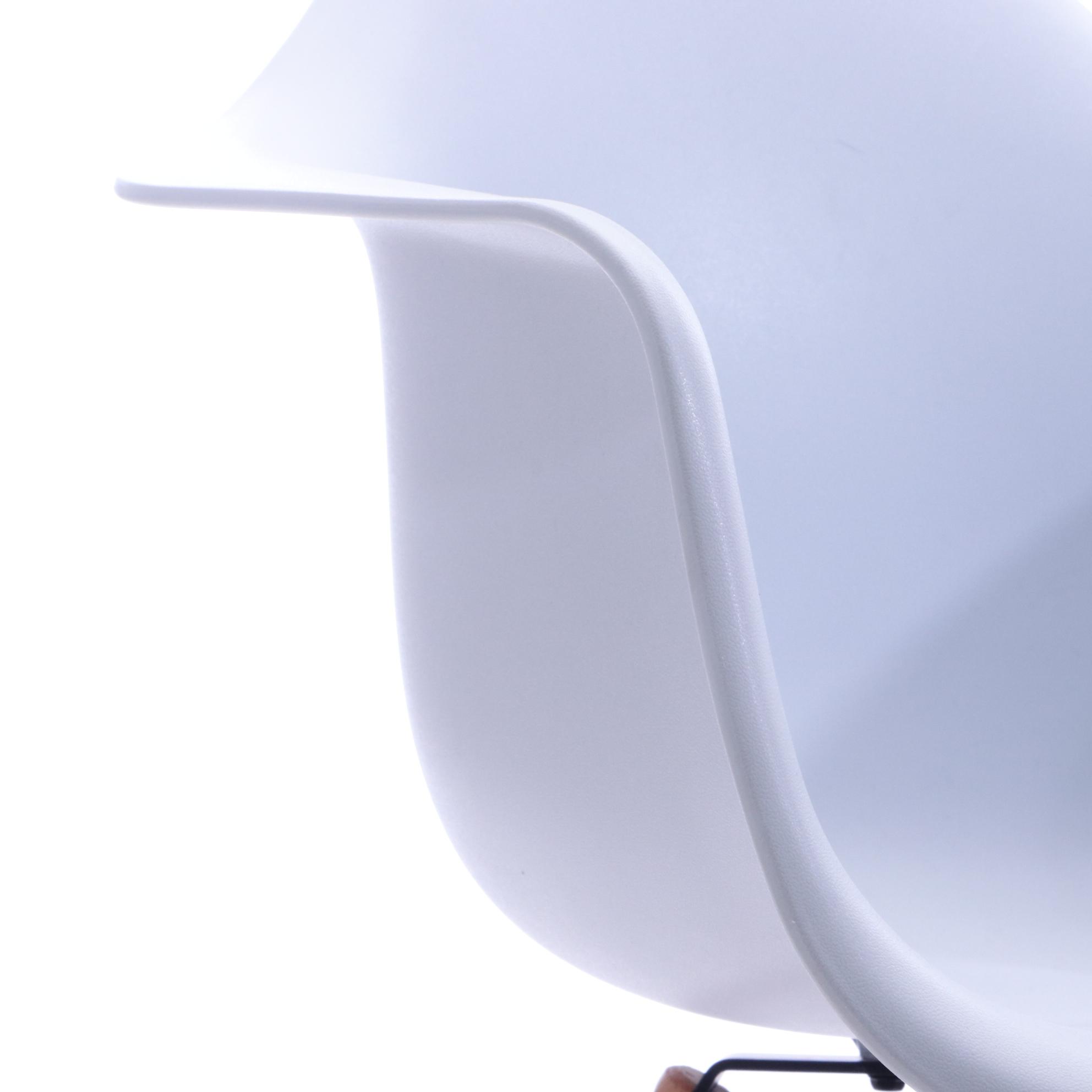 White Shell Chair