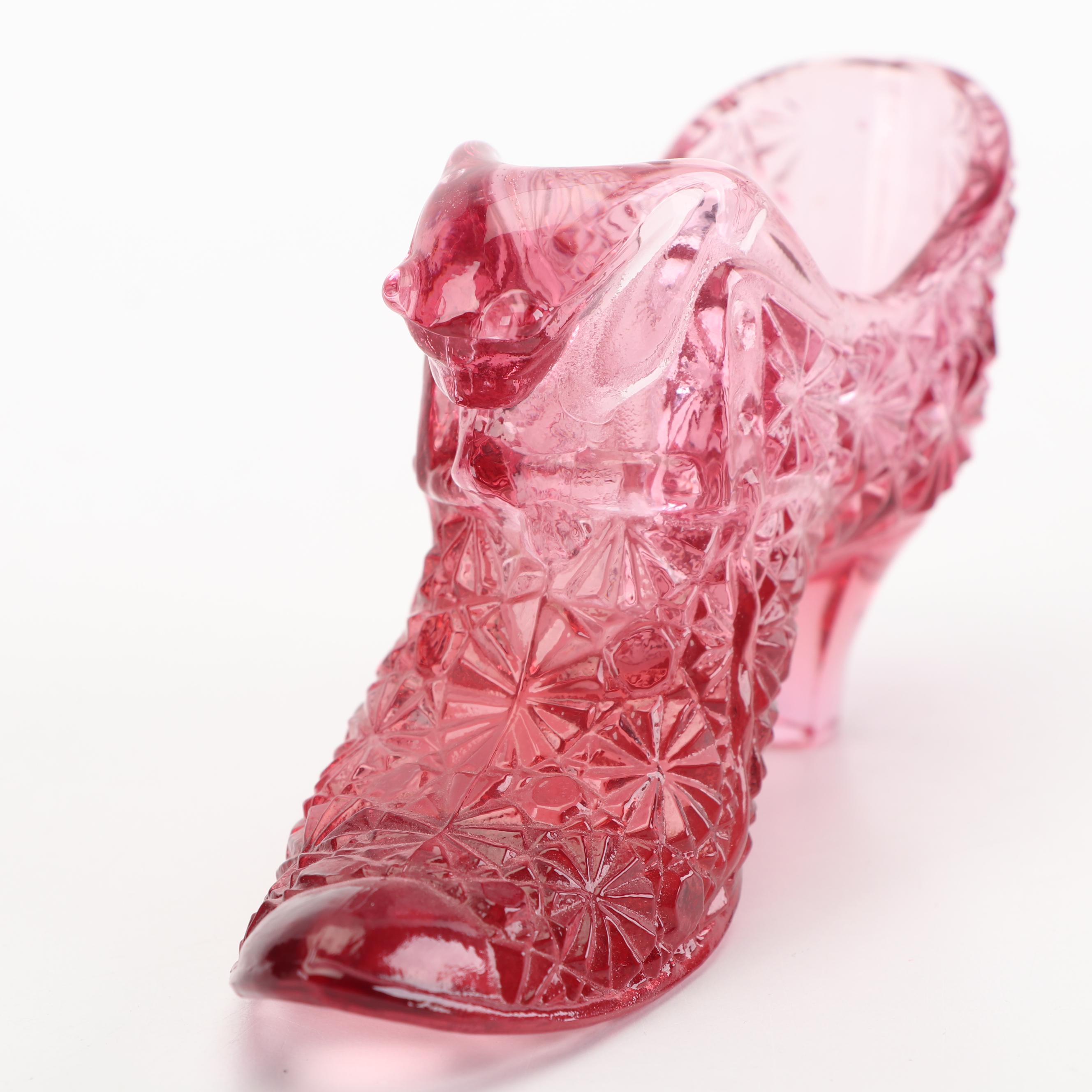 L.E. Smith "Quintec" Carnival Glass Basket and Fenton Style Glass Decor