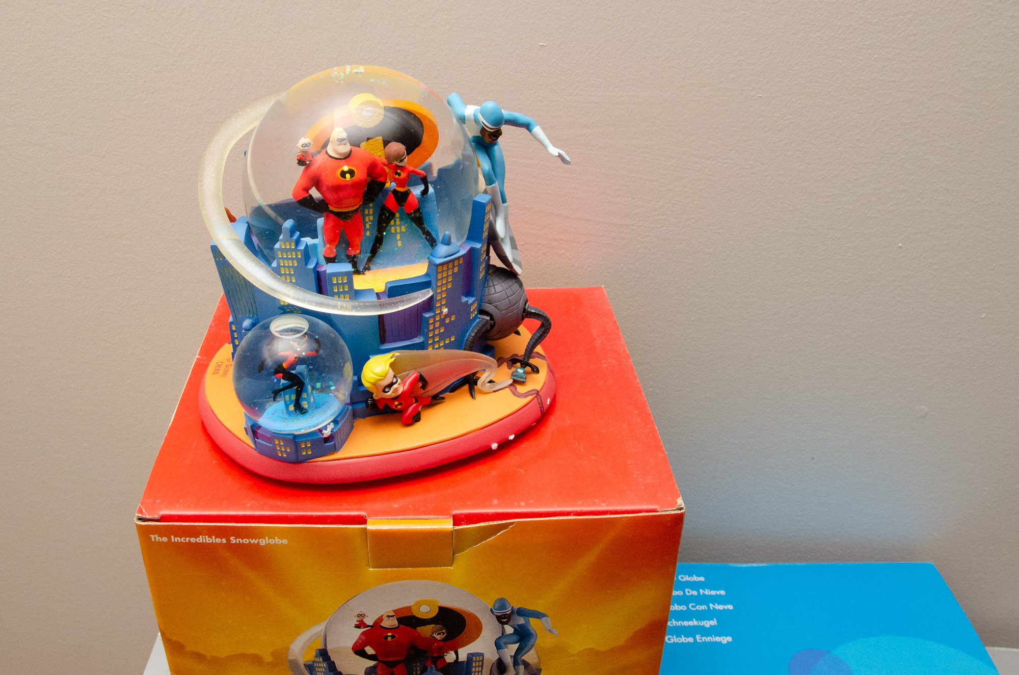 Disney Musical Snow Globes Including "Aladdin" and "The Incredibles"