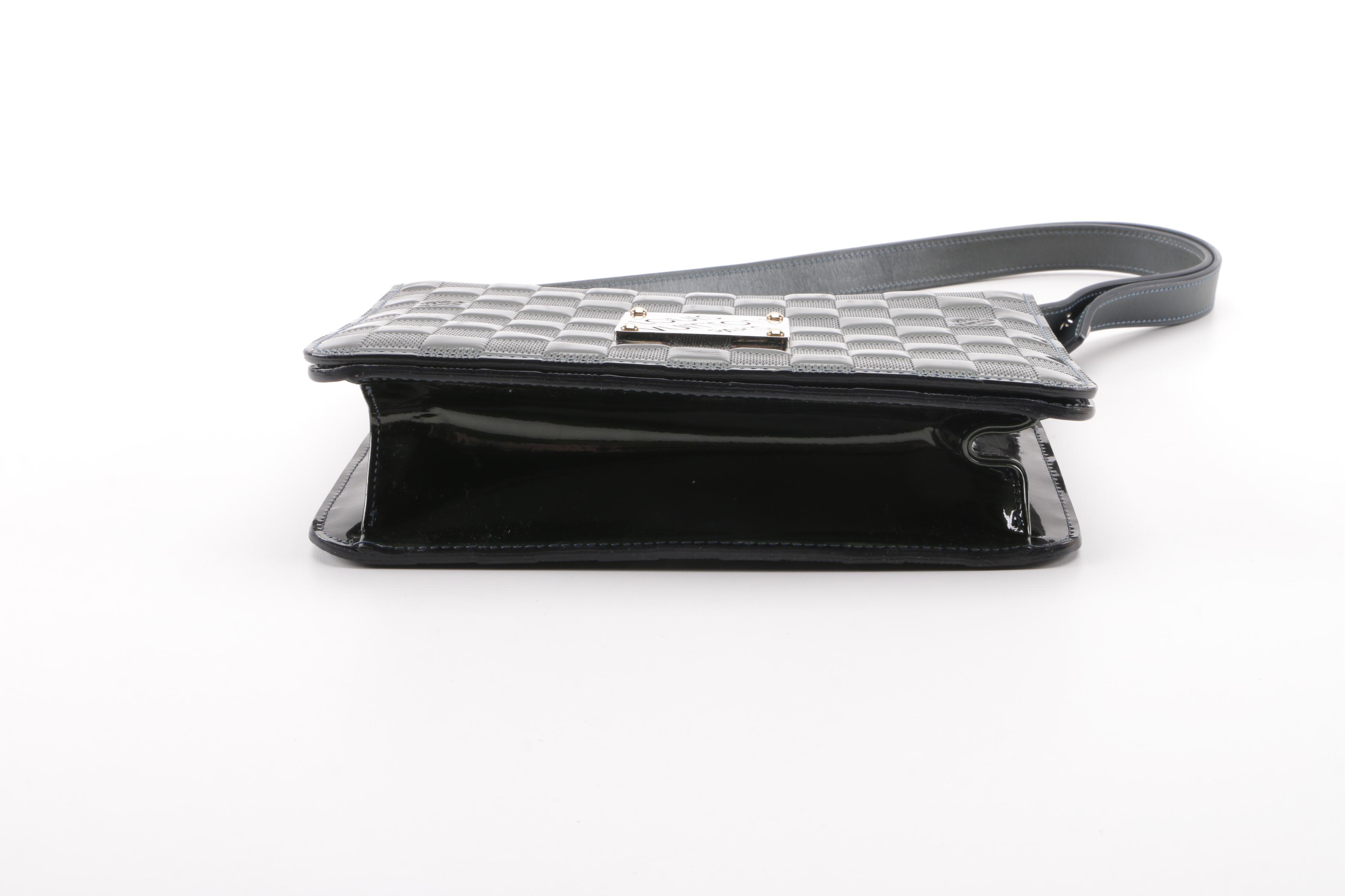 2000 Louis Vuitton Paris Green Damier Vernis Cabaret Bag