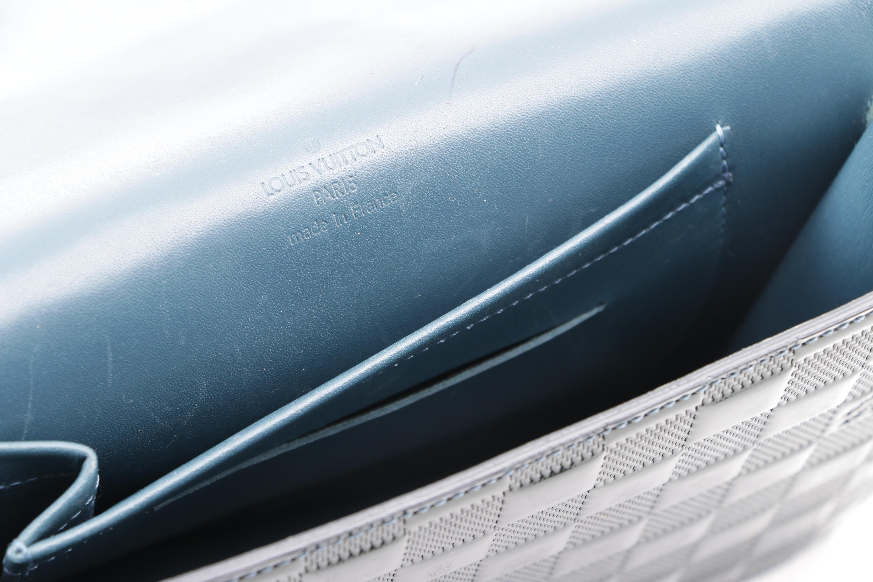 2000 Louis Vuitton Paris Green Damier Vernis Cabaret Bag