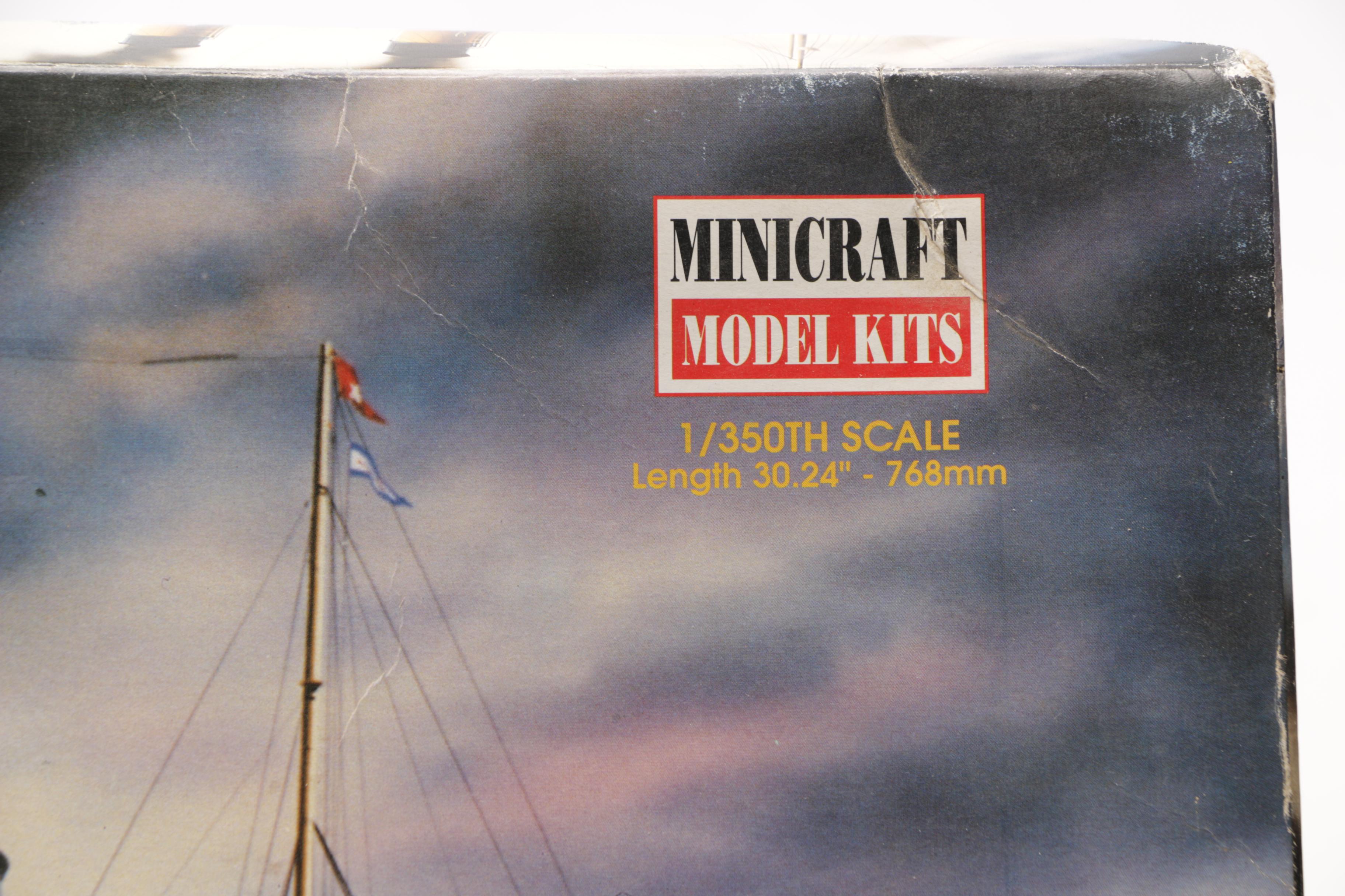 Boxed Minicraft White Star Line R.M.S. Titanic 1:130 Scale Model Kit