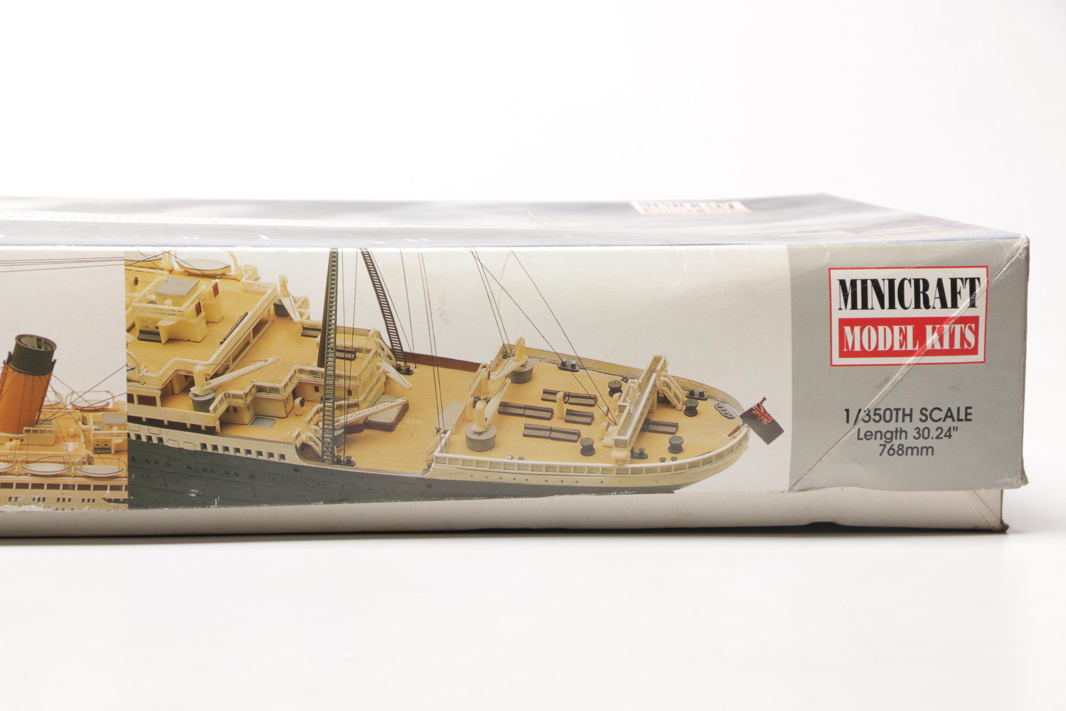 Boxed Minicraft White Star Line R.M.S. Titanic 1:130 Scale Model Kit