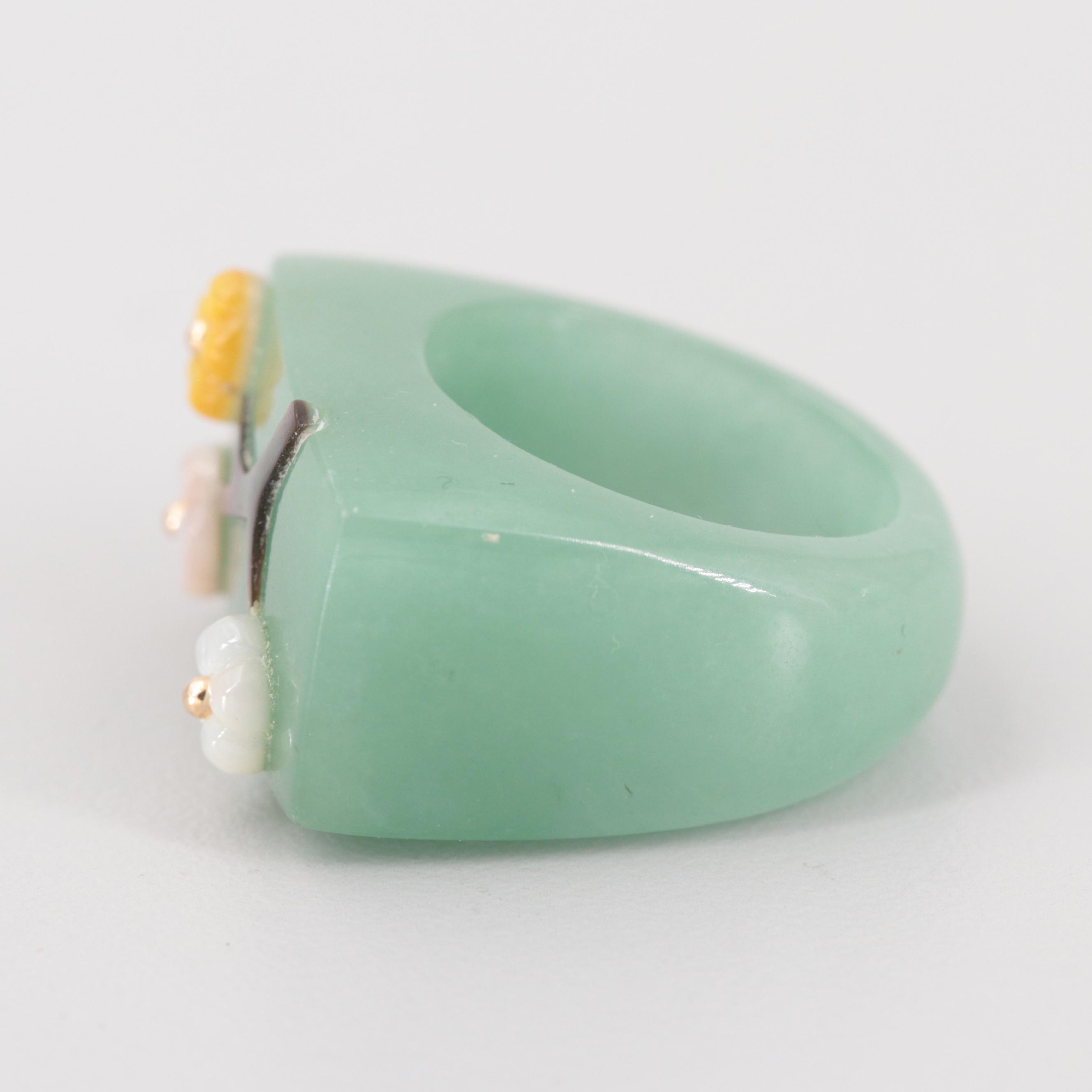14K Yellow Gold Jadeite and Mother of Pearl Floral Ring