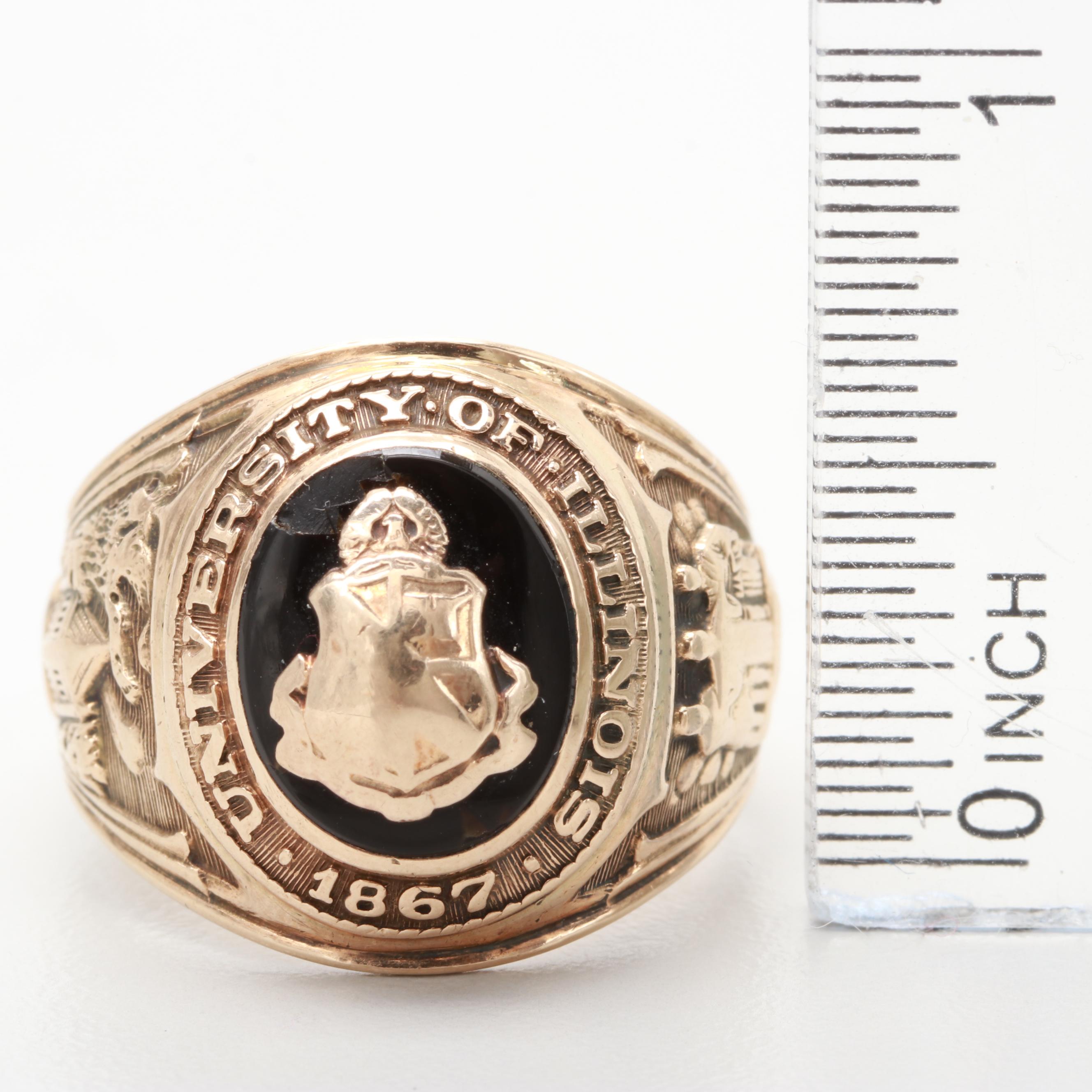 University of Illinois 10K Yellow Gold Black Onyx Class Ring