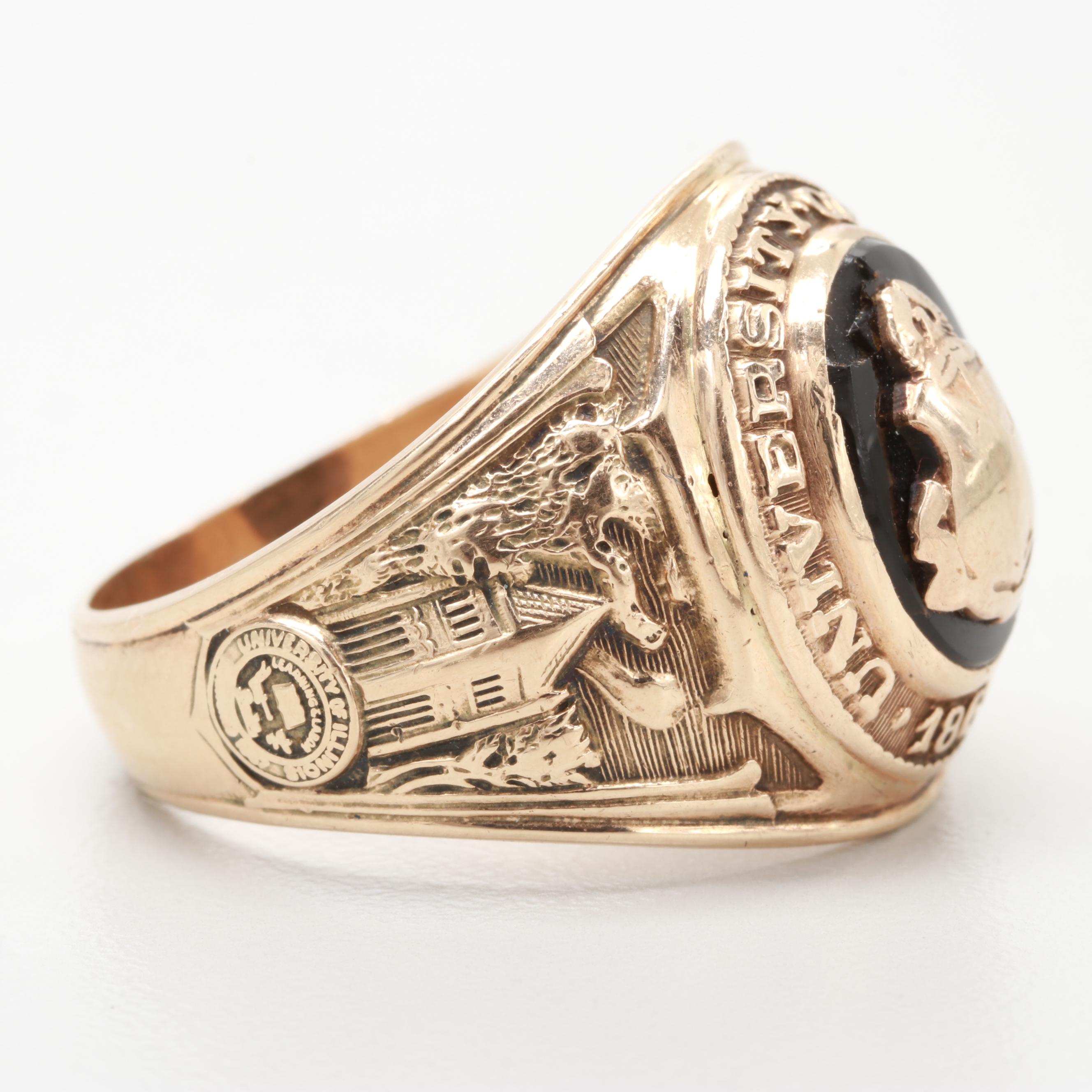 University of Illinois 10K Yellow Gold Black Onyx Class Ring