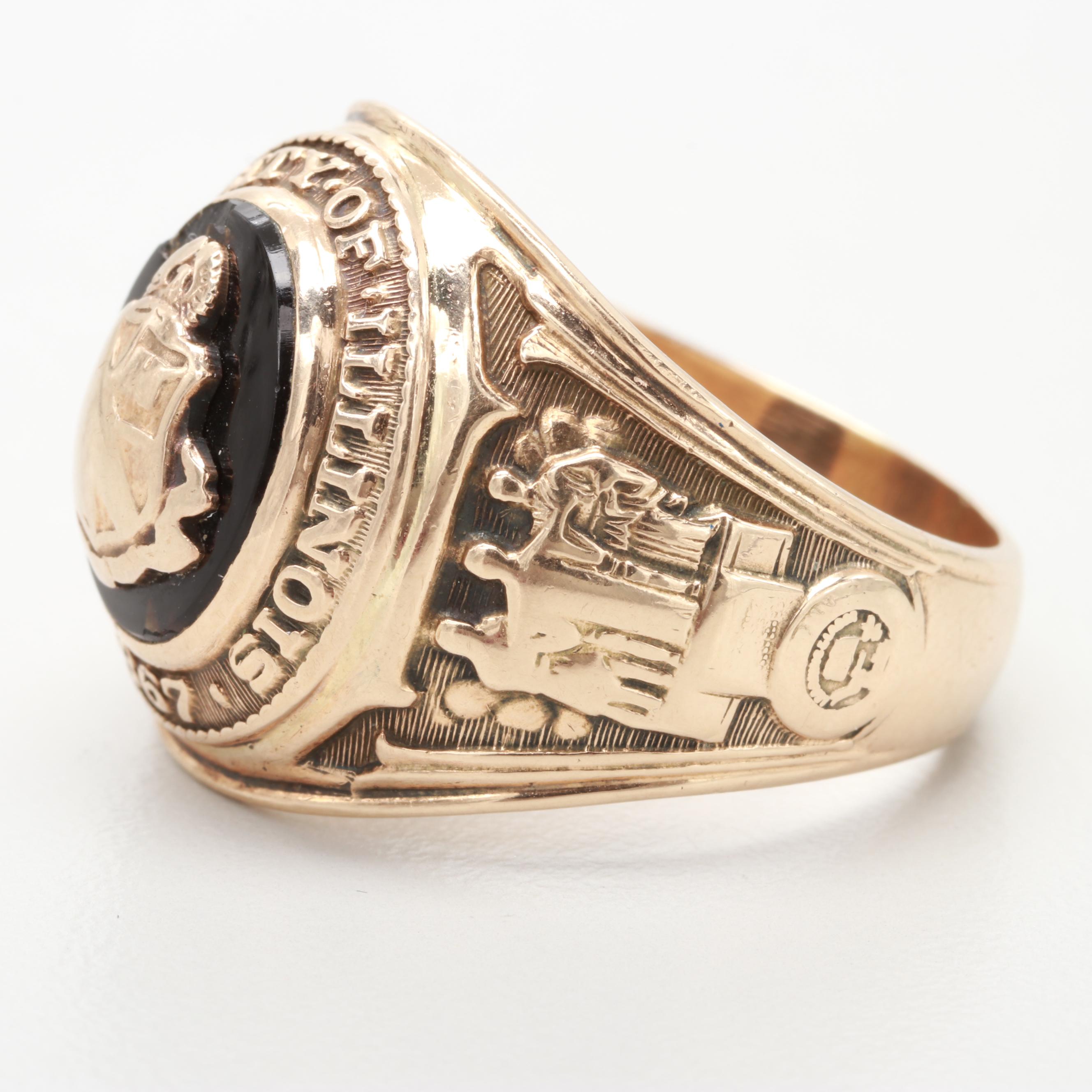University of Illinois 10K Yellow Gold Black Onyx Class Ring