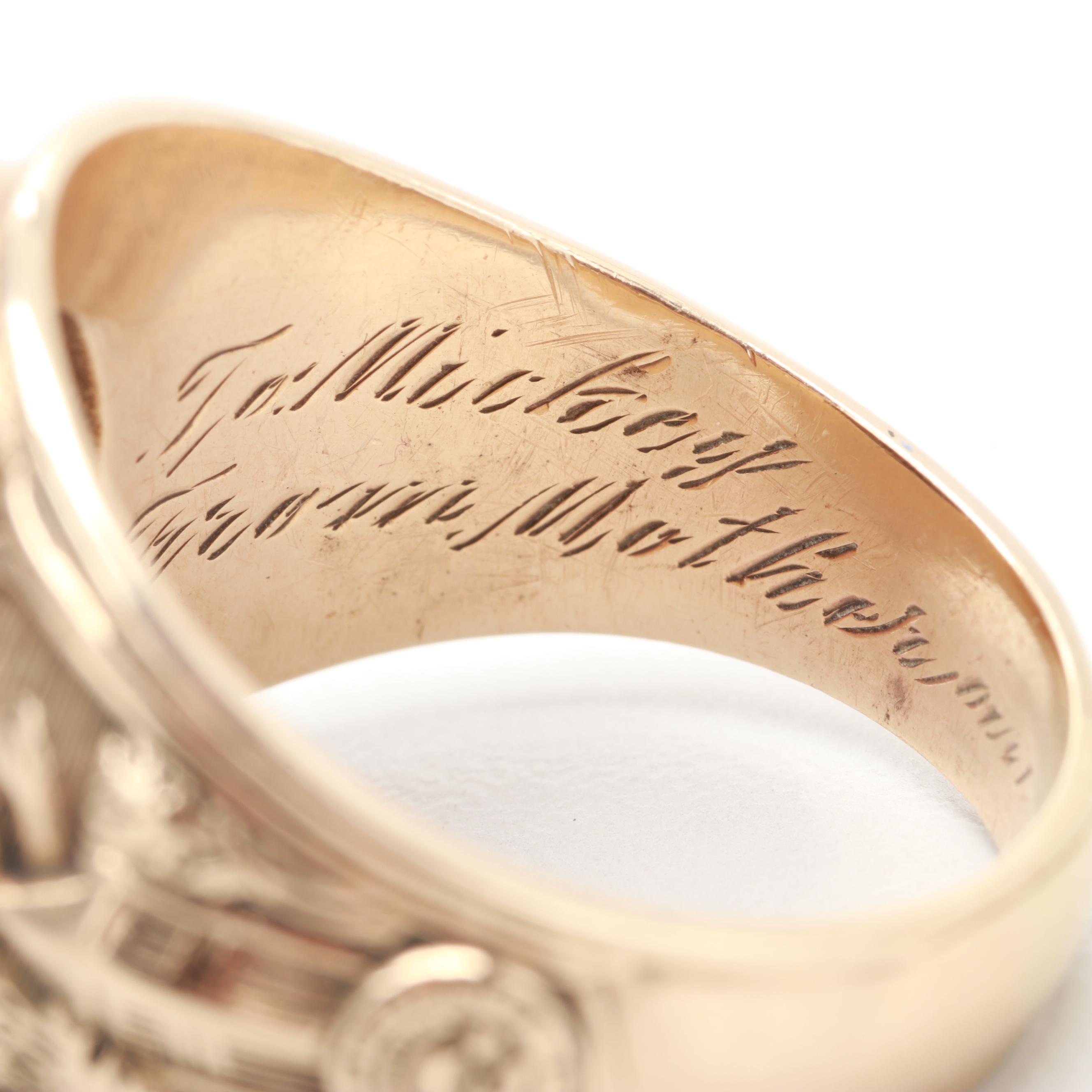 University of Illinois 10K Yellow Gold Black Onyx Class Ring