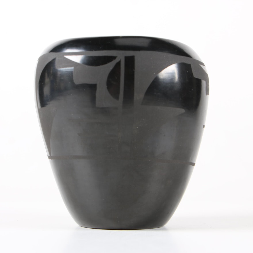 Burnished Blackware San Ildefonso Style Earthenware Vase