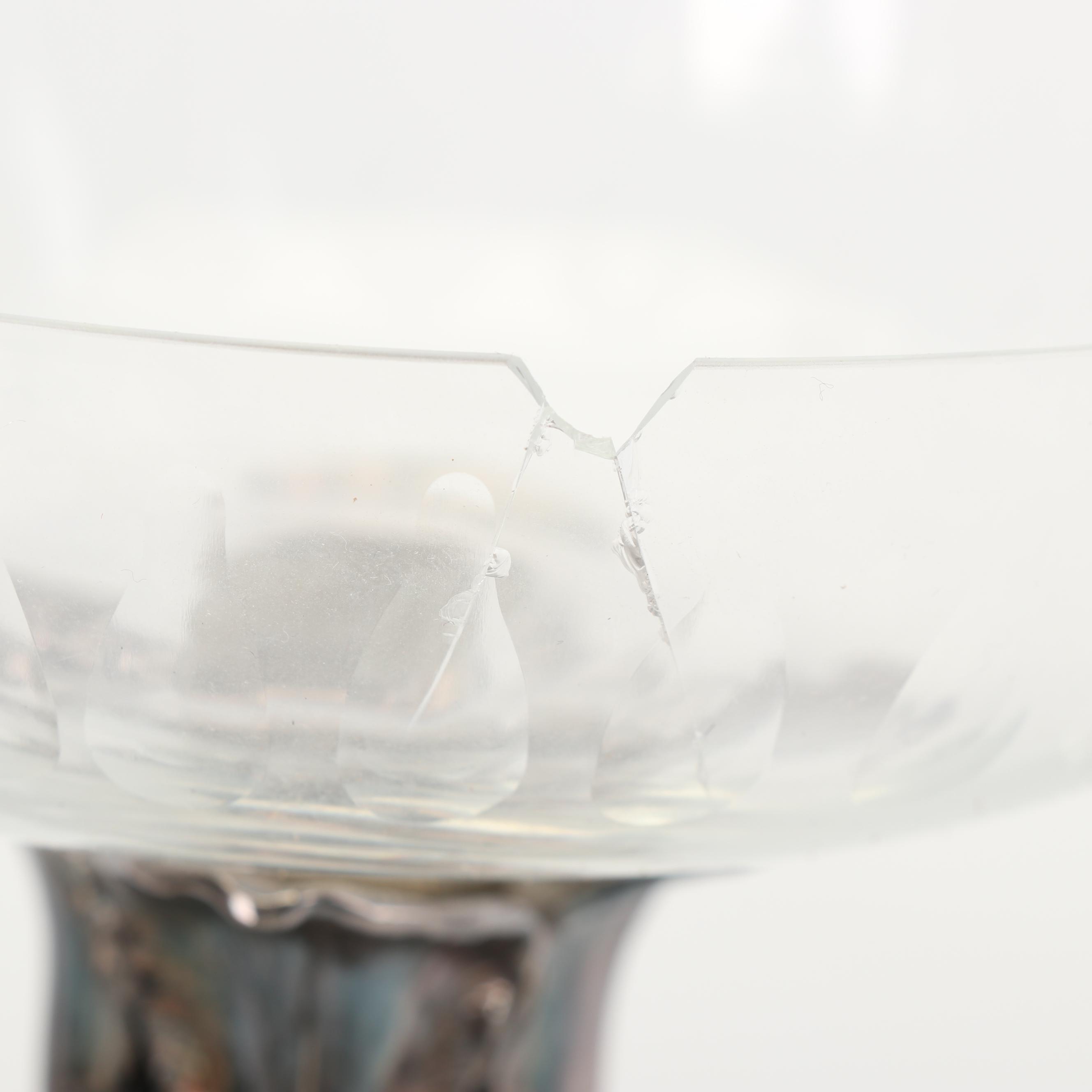 Reed & Barton Victorian Silver Plate Epergne with Glass Inserts