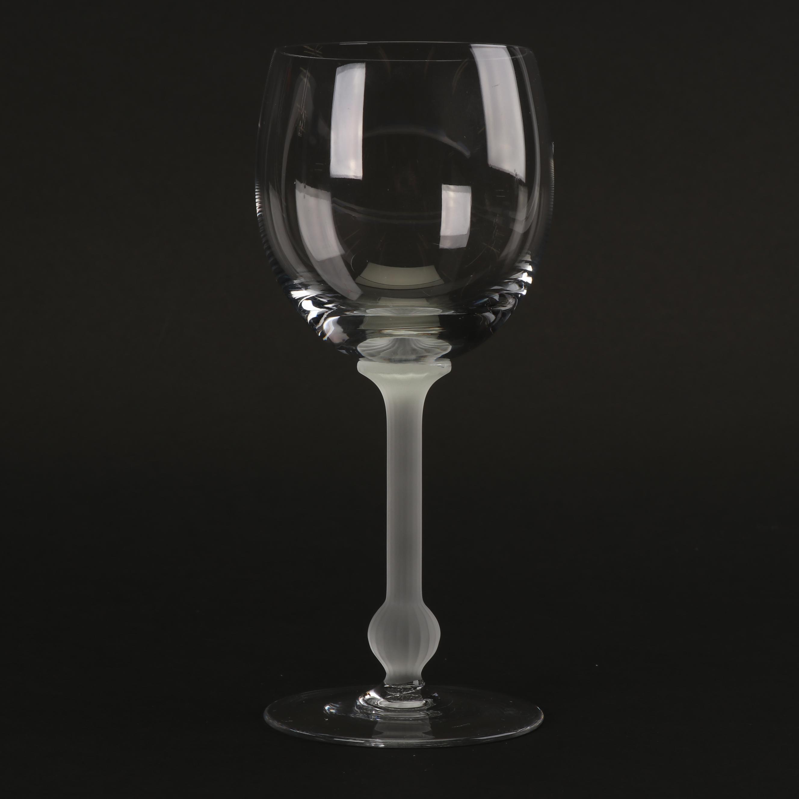 Red Wine Glasses with Frosted Stems