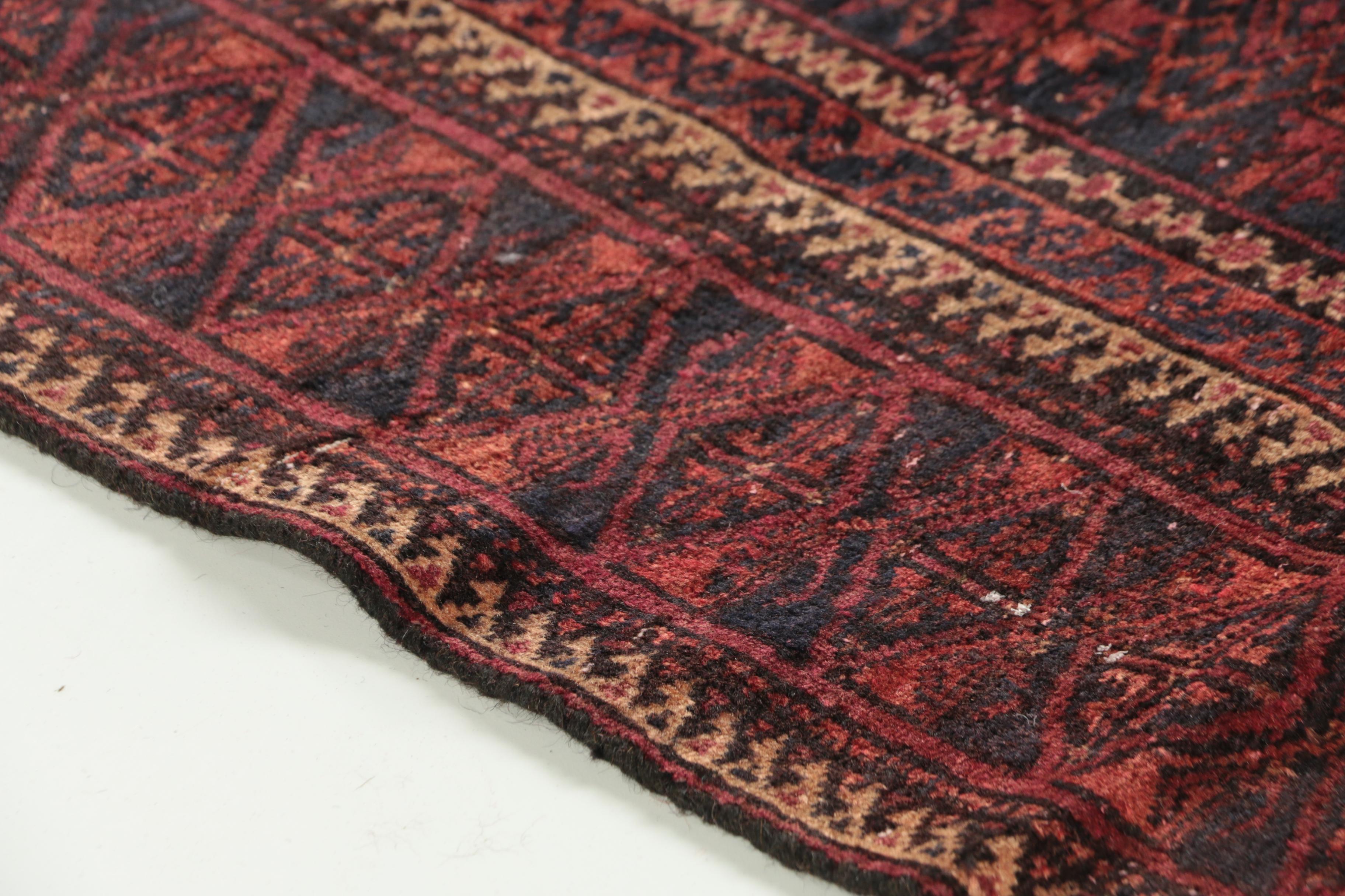 Hand-Knotted Yomud Dynak Wool Rug