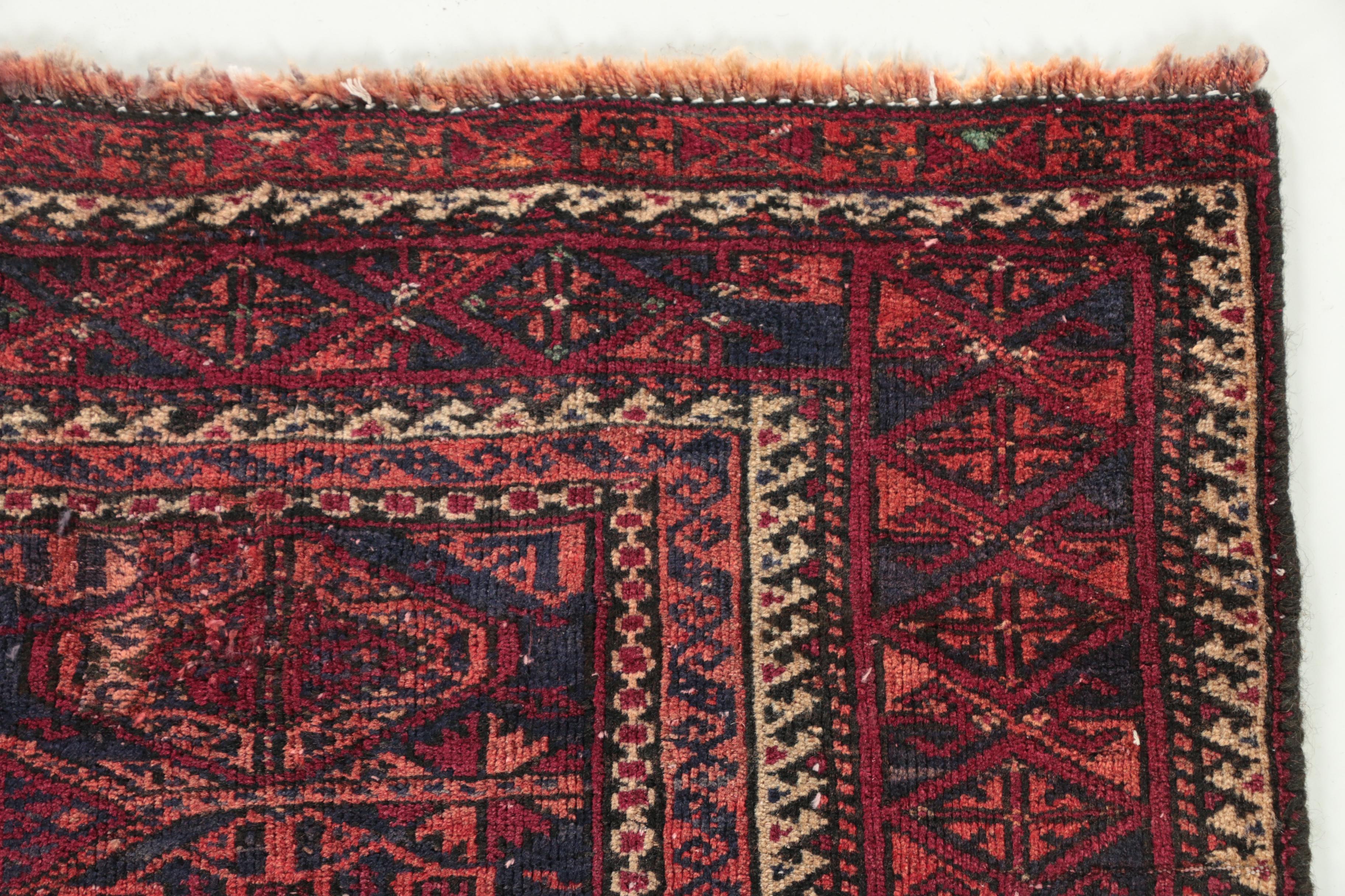 Hand-Knotted Yomud Dynak Wool Rug