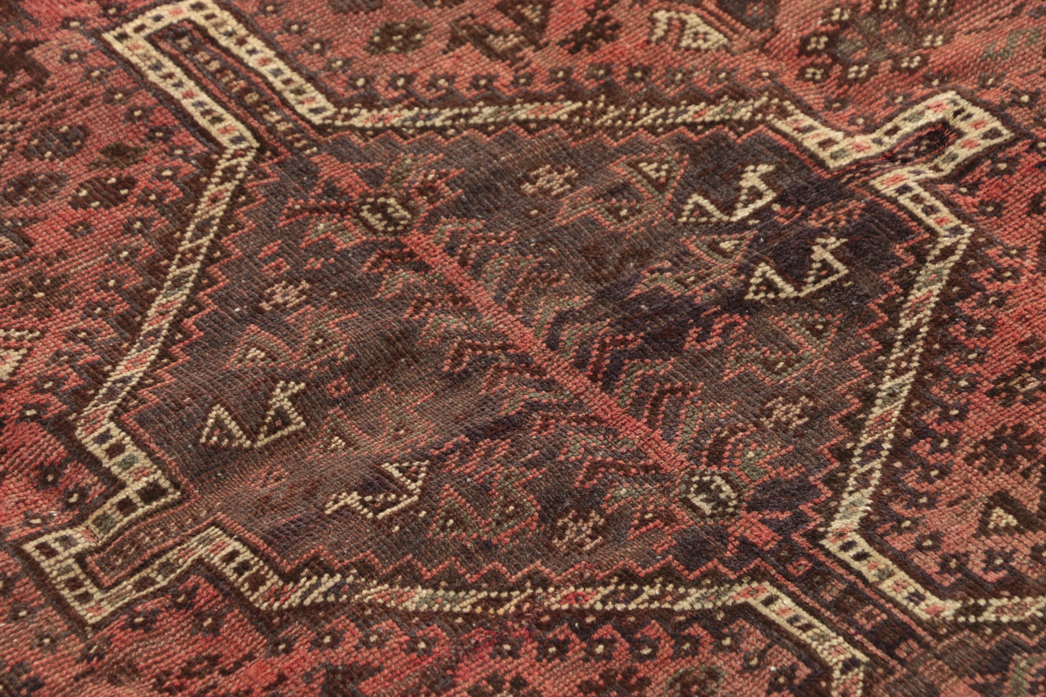 Hand-Knotted Persian Shiraz Pictorial Wool Rug