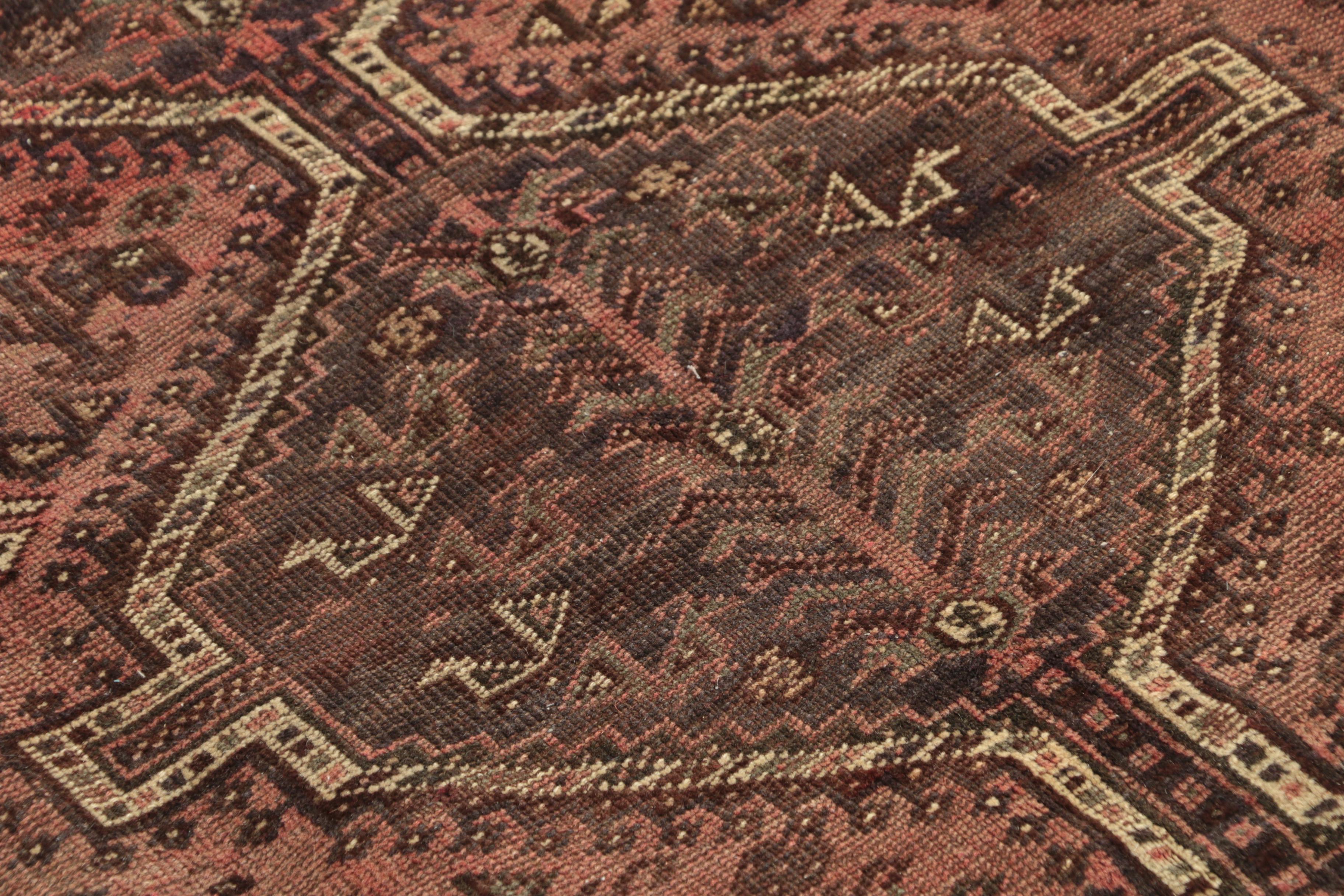 Hand-Knotted Persian Shiraz Pictorial Wool Rug