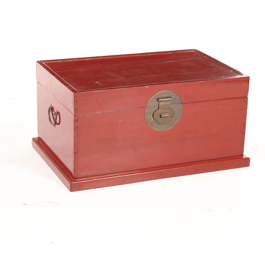 Chinese Red Lacquered Wood Chest, Early 20th Century