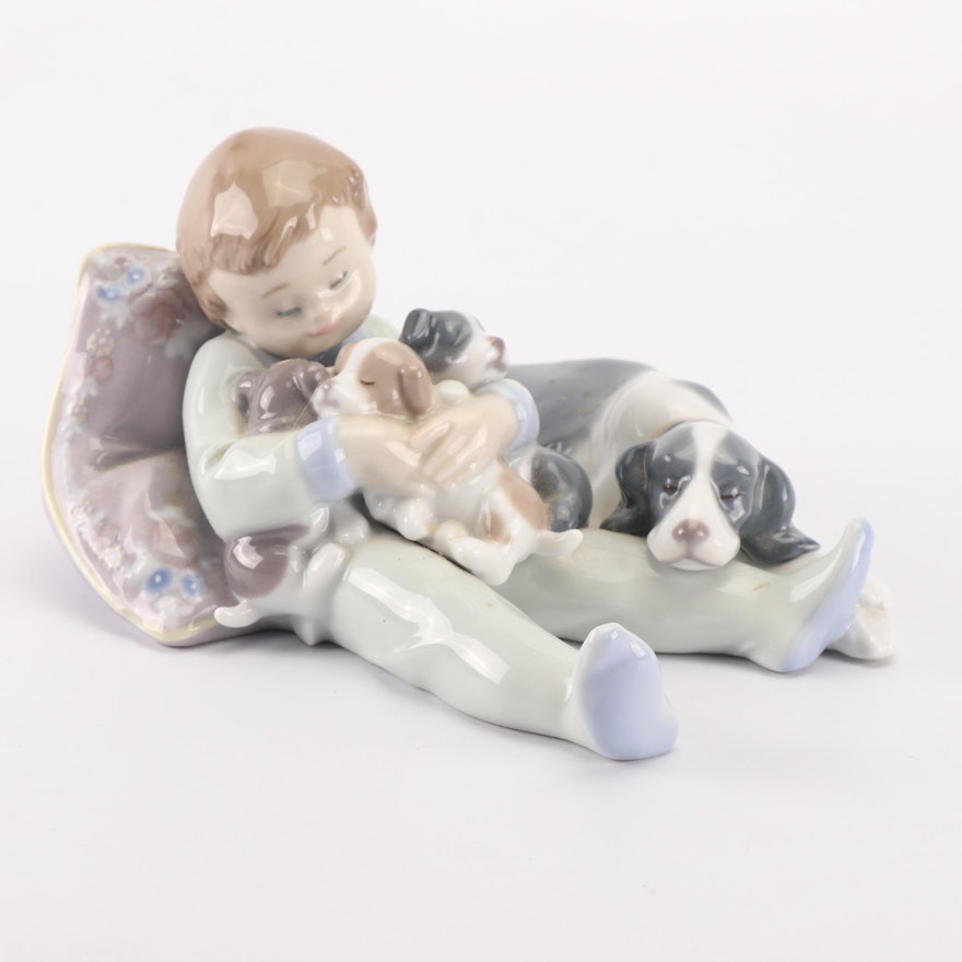 Lladró "Sweet Dreams" Porcelain Figurine, 1987