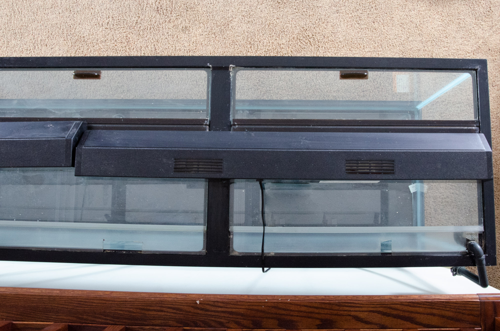 Aqueon 129 Gallon Fish Tank with Aquarian "Rena Filstar xP4" Filter