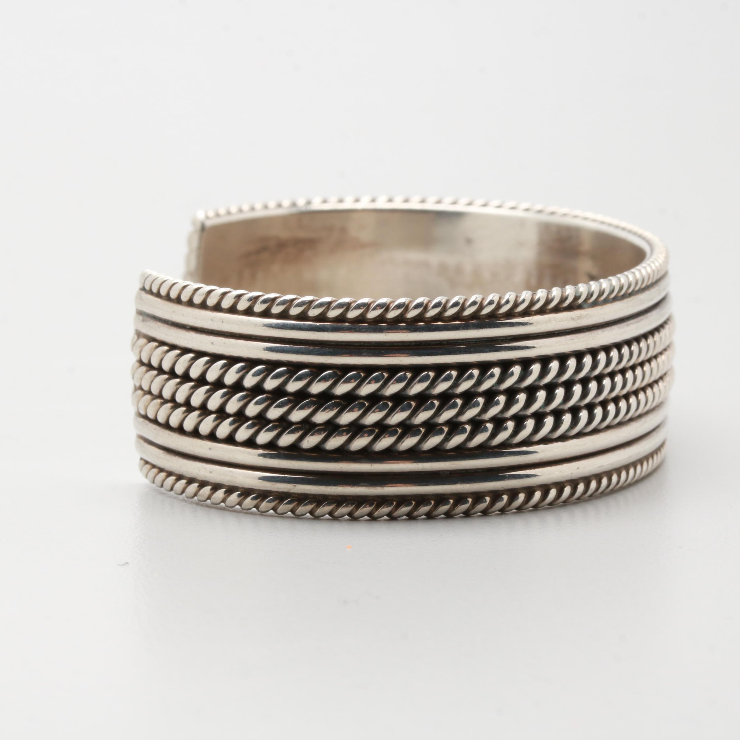 Tahe Navajo Diné  Sterling Silver Cuff Bracelet