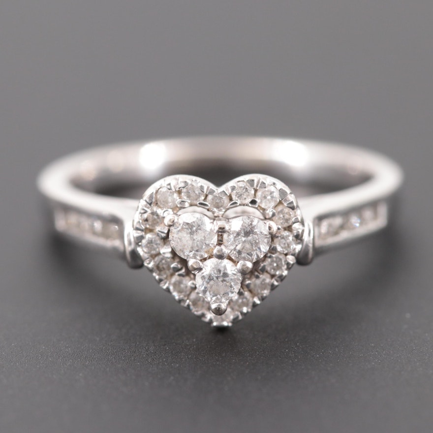 10K White Gold Diamond Cluster Heart Ring