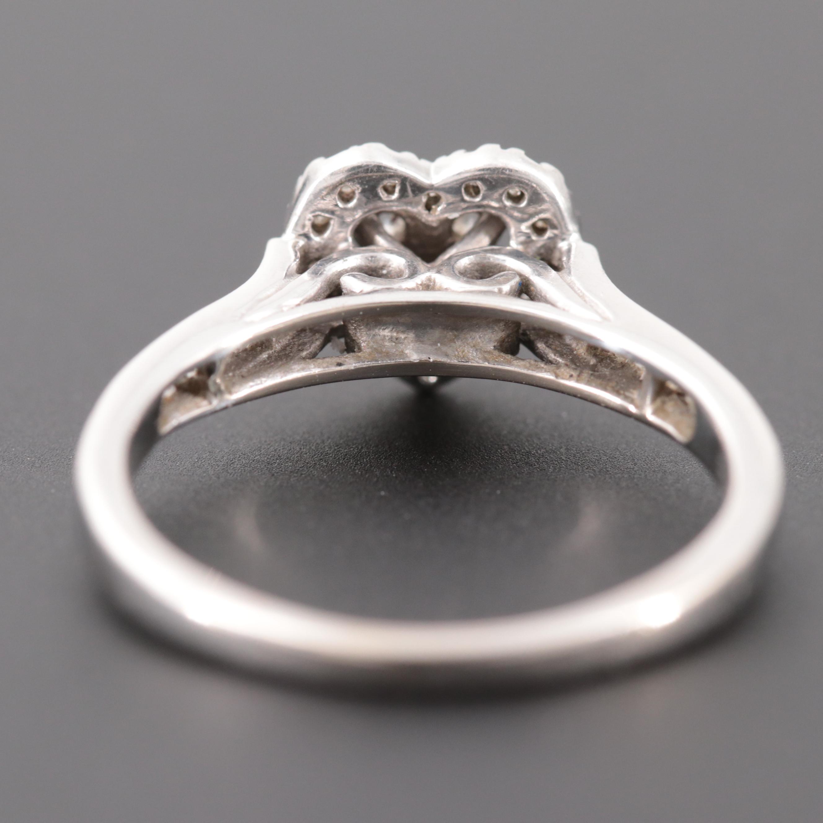 10K White Gold Diamond Cluster Heart Ring