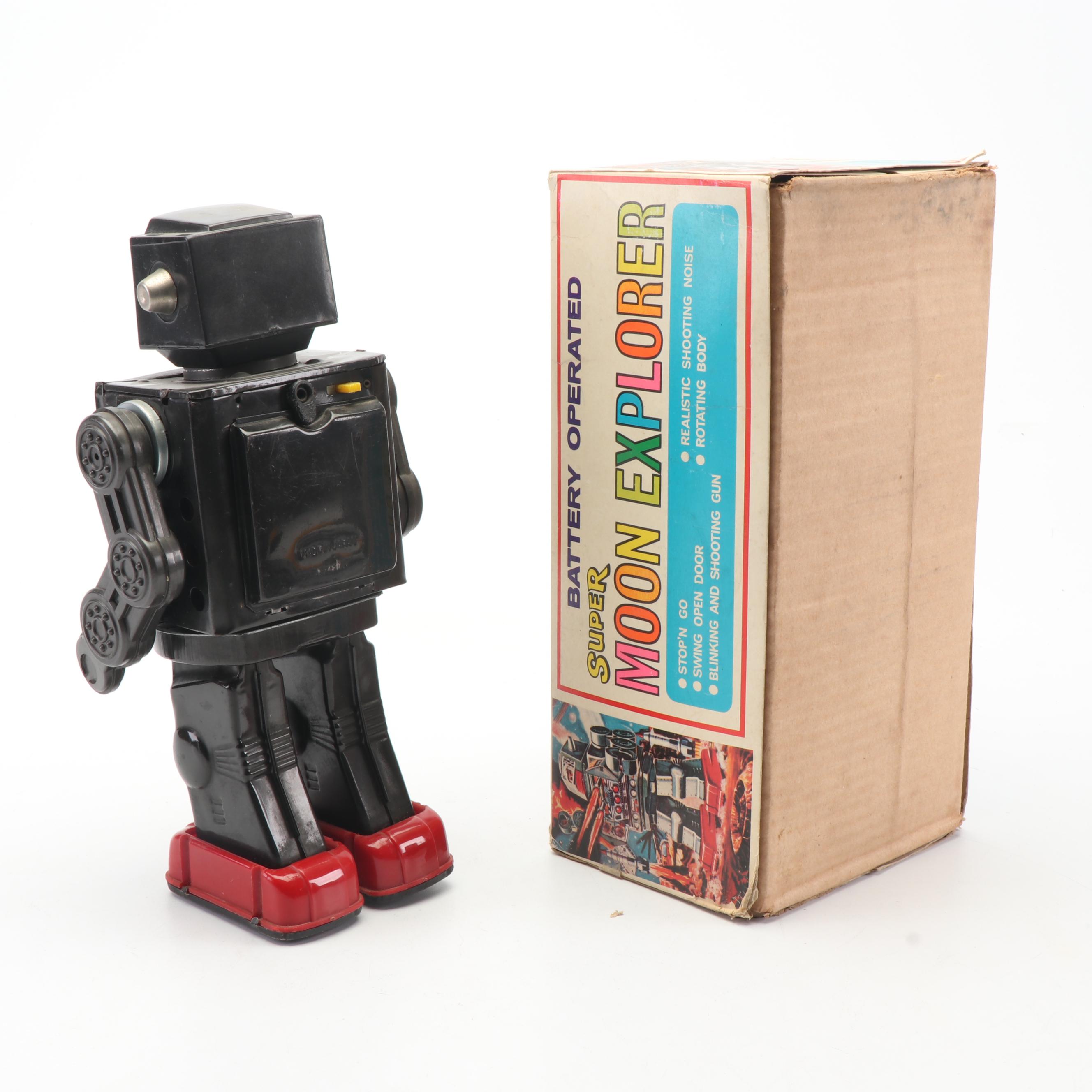 Horikawa Super Moon Explorer Tin Litho Battery Operated Toy Robot, 1960s