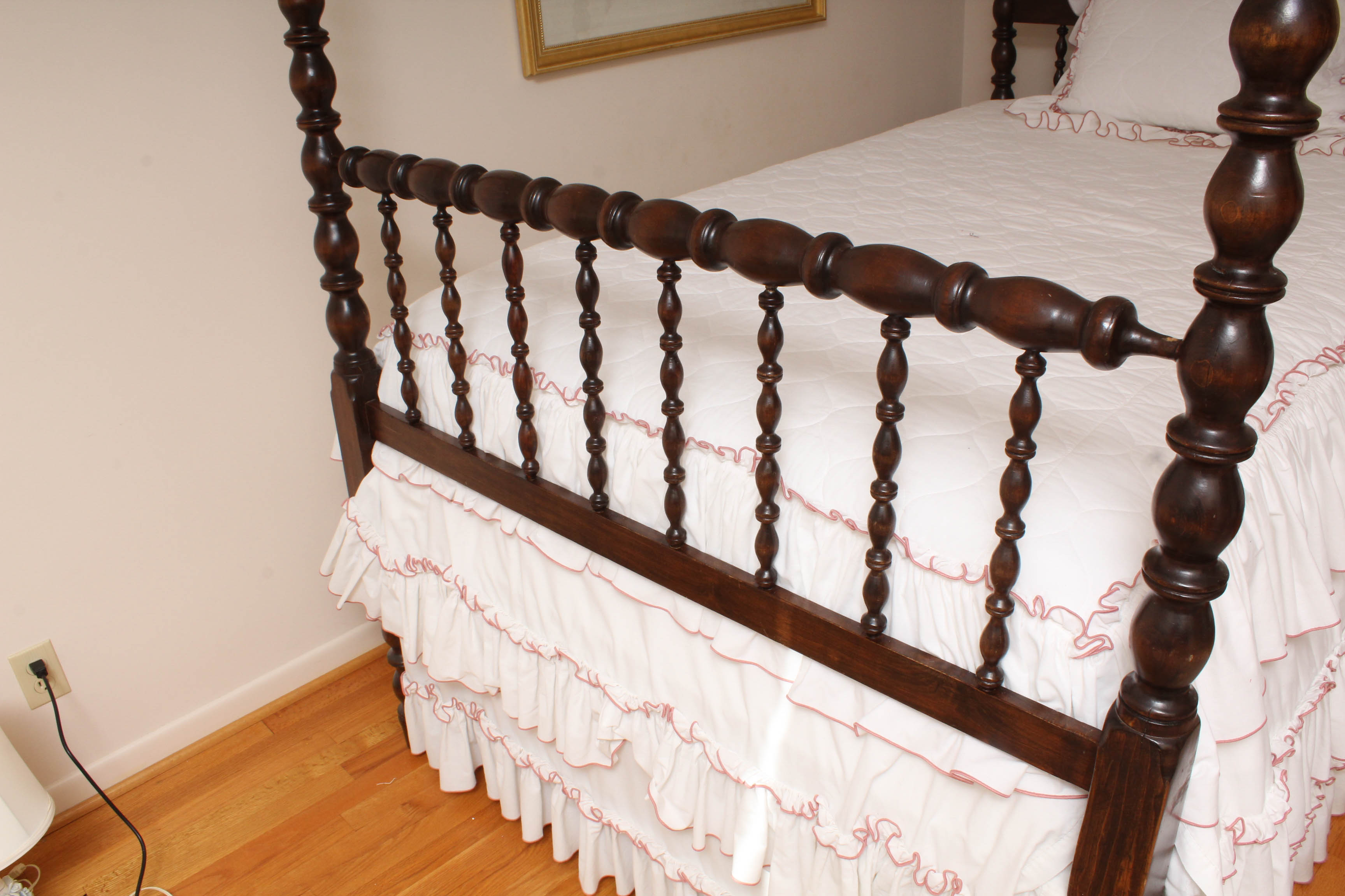 Vintage Jenny Lind Style Four Poster Full Bed