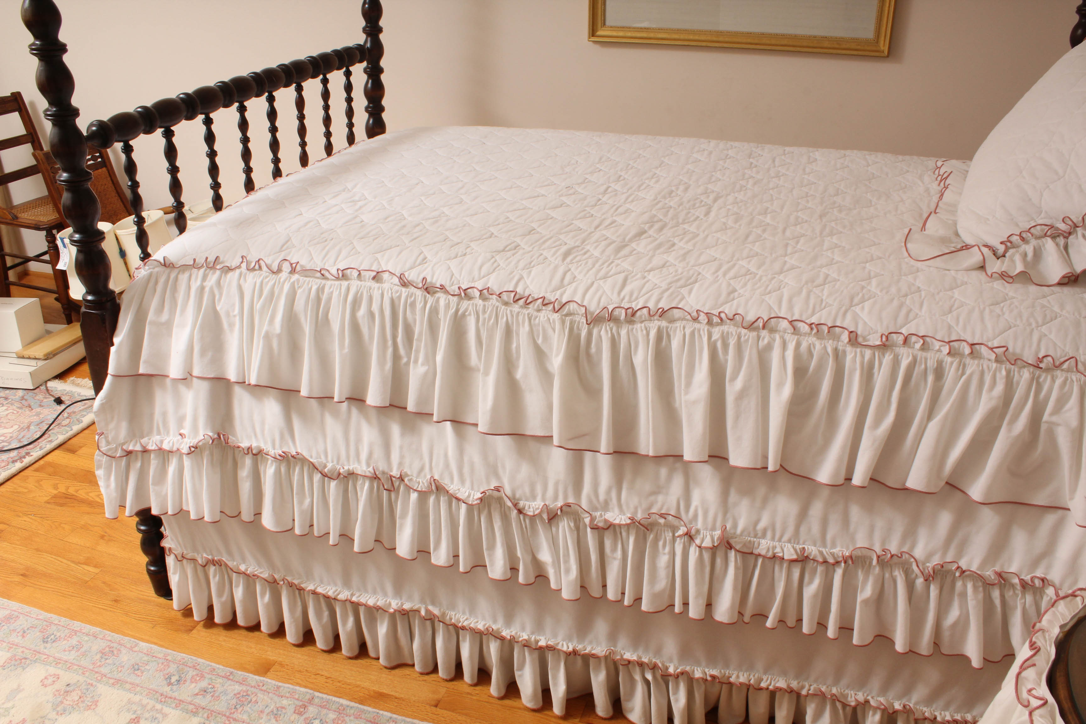 Vintage Jenny Lind Style Four Poster Full Bed